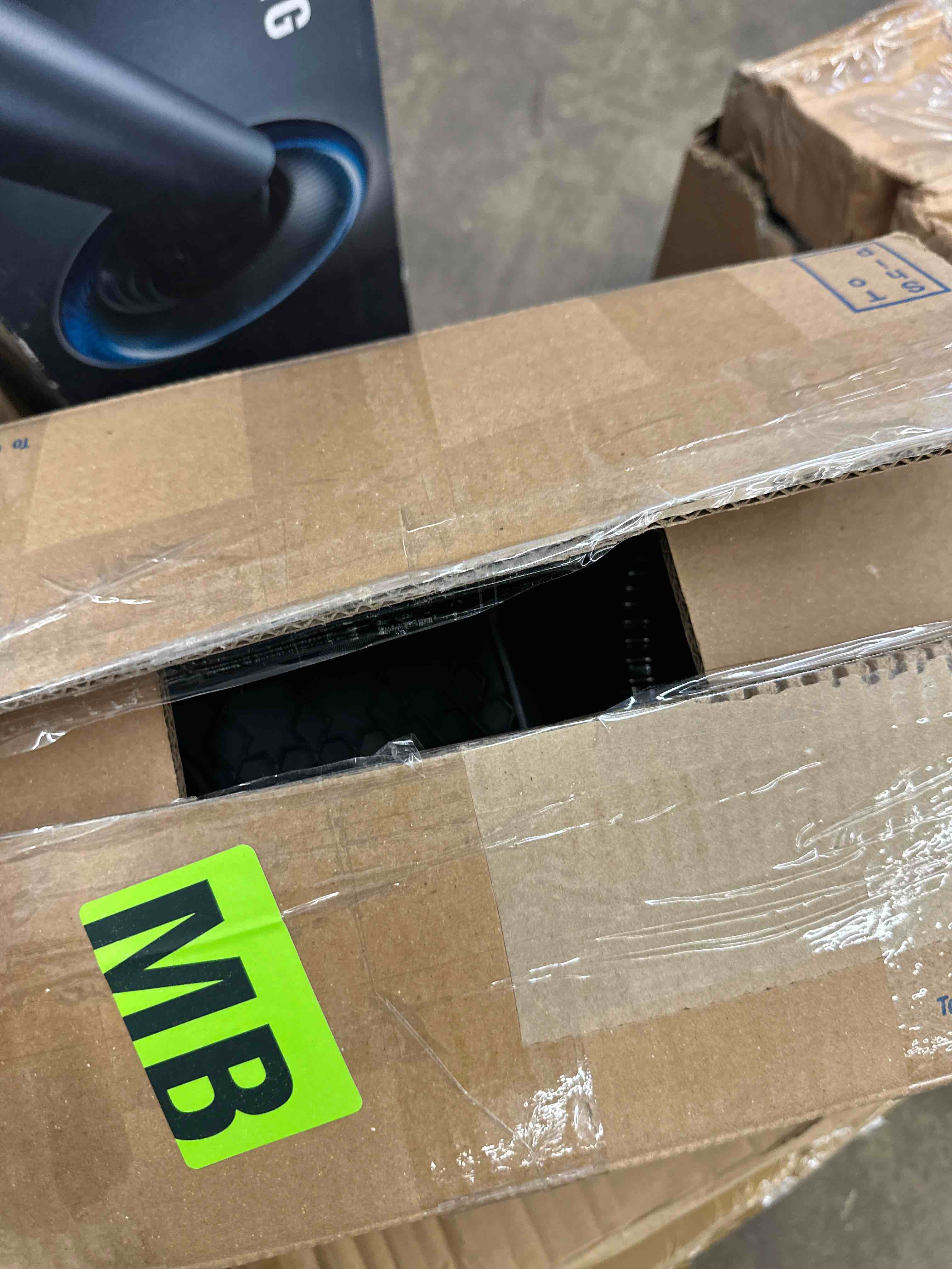 https://s3.amazonaws.com/lotting-images-prod/phillipi/GRN6070471_1731004094740.jpeg