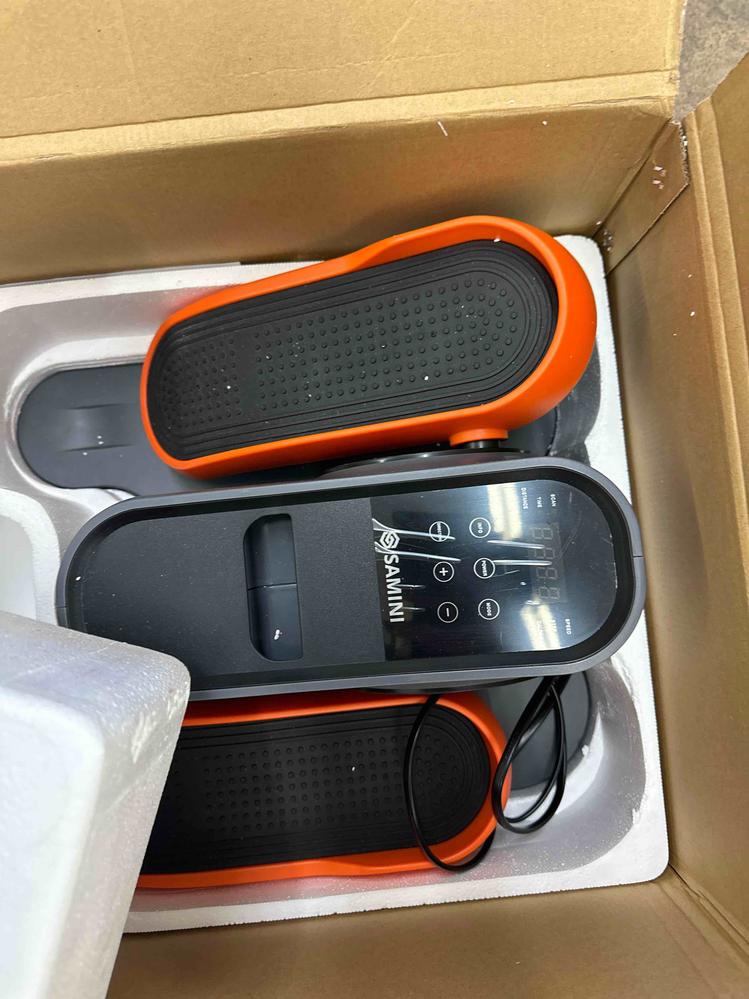 https://s3.amazonaws.com/lotting-images-prod/phillipi/GRN6070478_1731004747181.jpeg