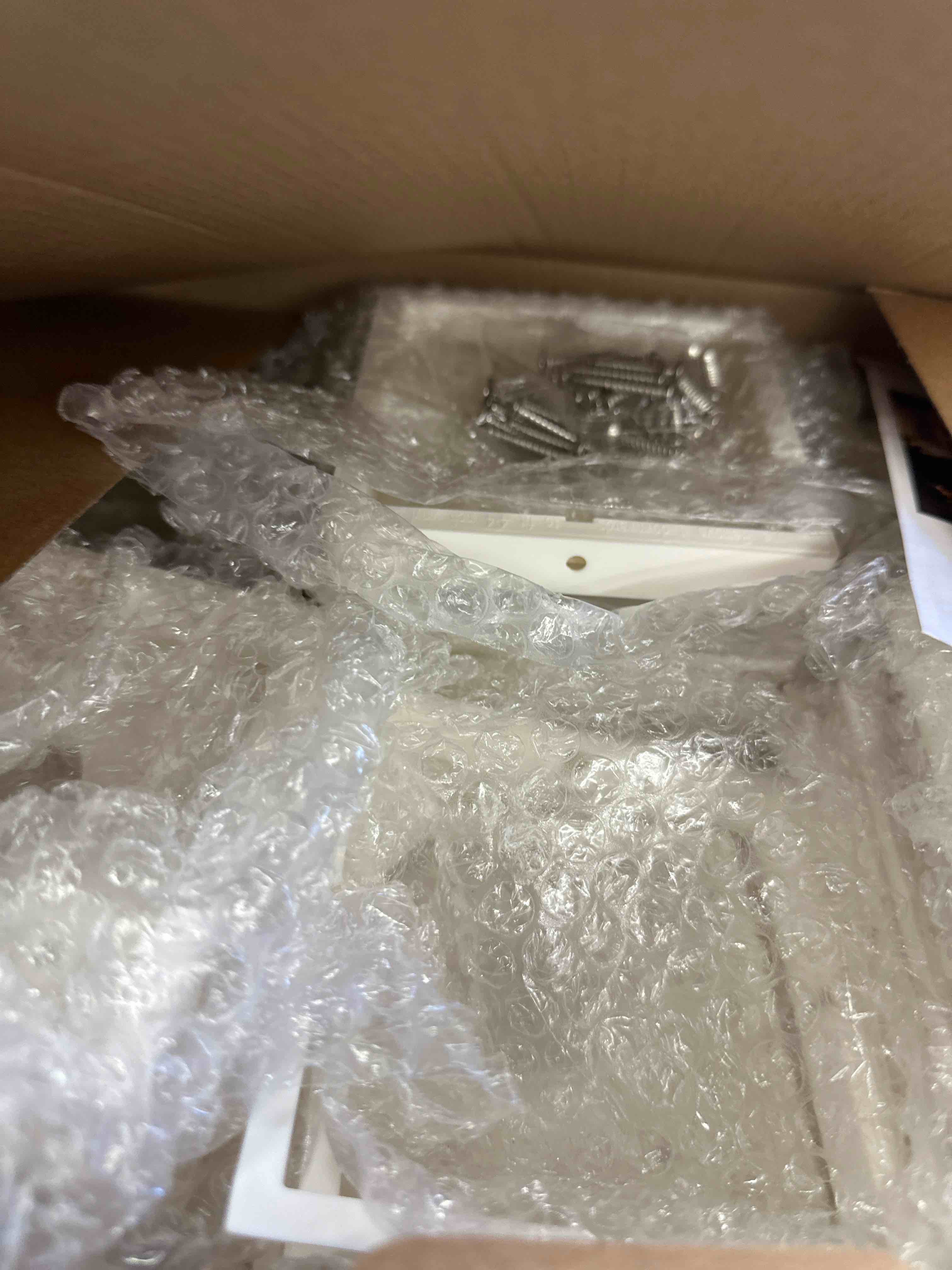 https://s3.amazonaws.com/lotting-images-prod/phillipi/GRN6070481_1731005652059.jpeg