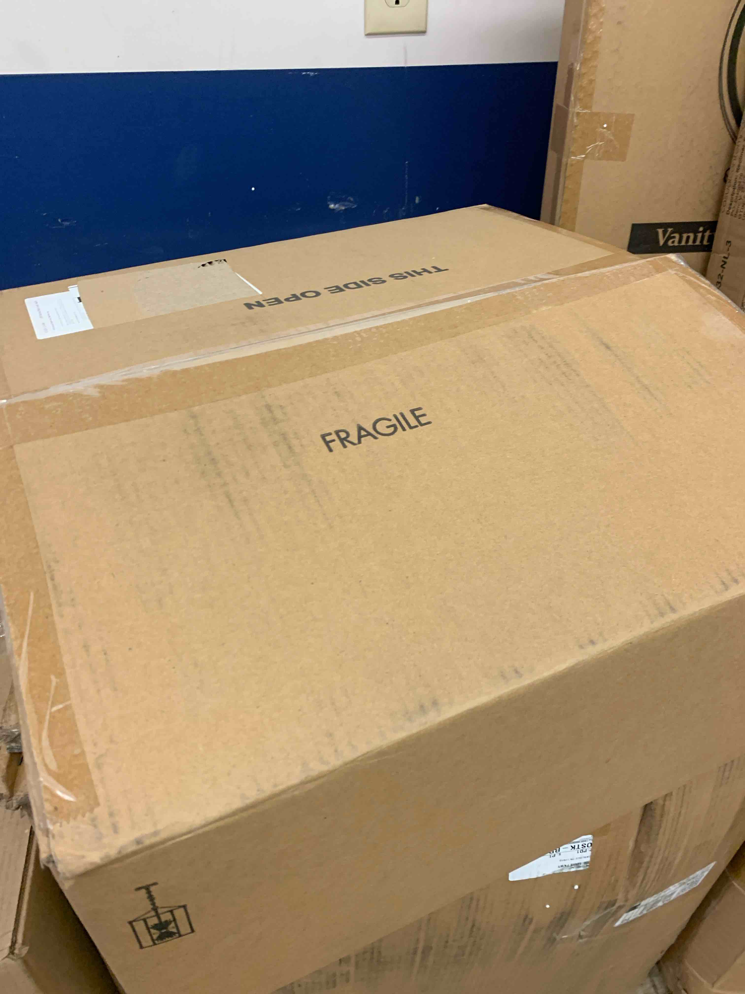 https://s3.amazonaws.com/lotting-images-prod/phillipi/GRN6070783_1731952285360.jpeg