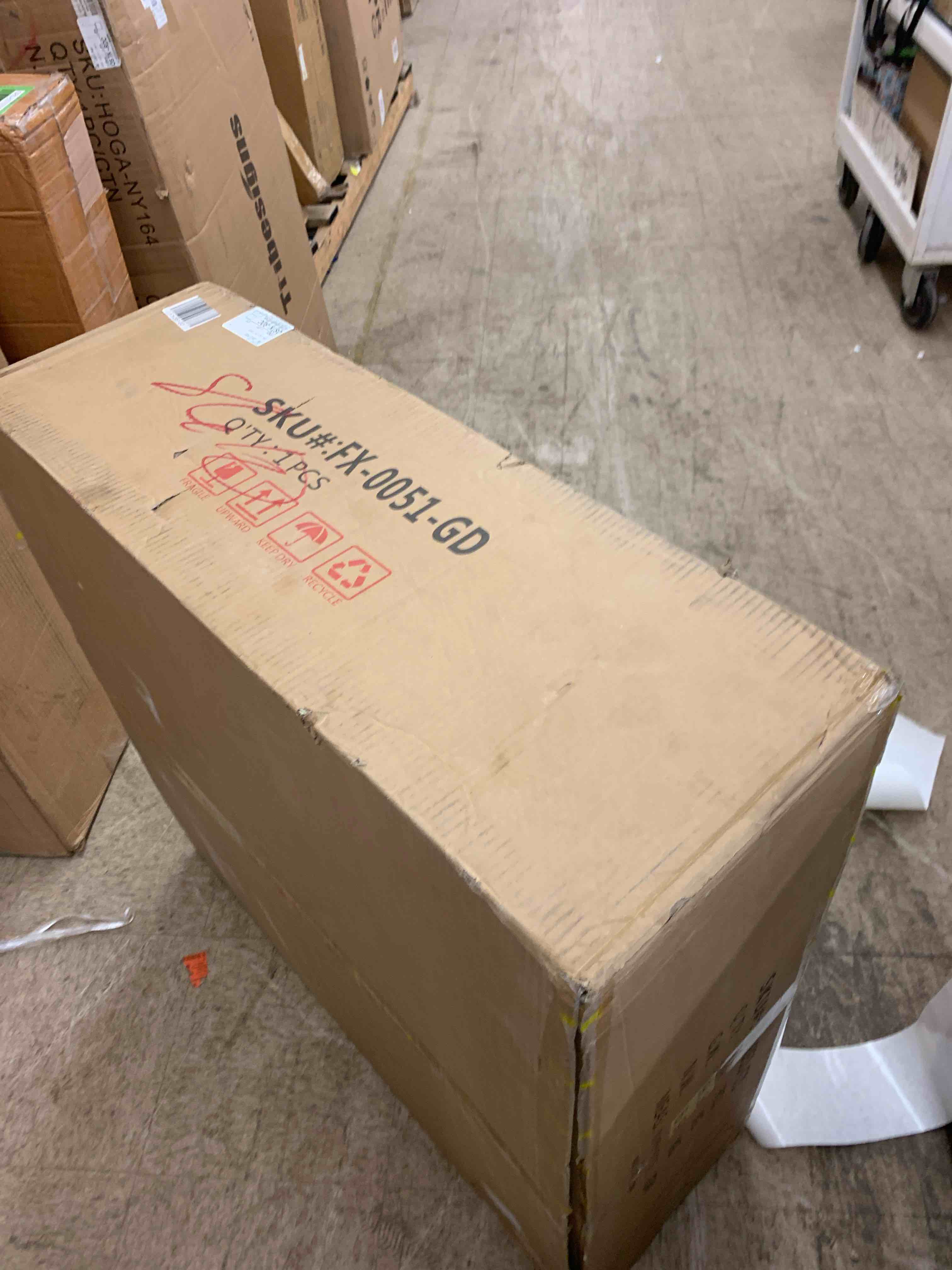 https://s3.amazonaws.com/lotting-images-prod/phillipi/GRN6070809_1731954771734.jpeg