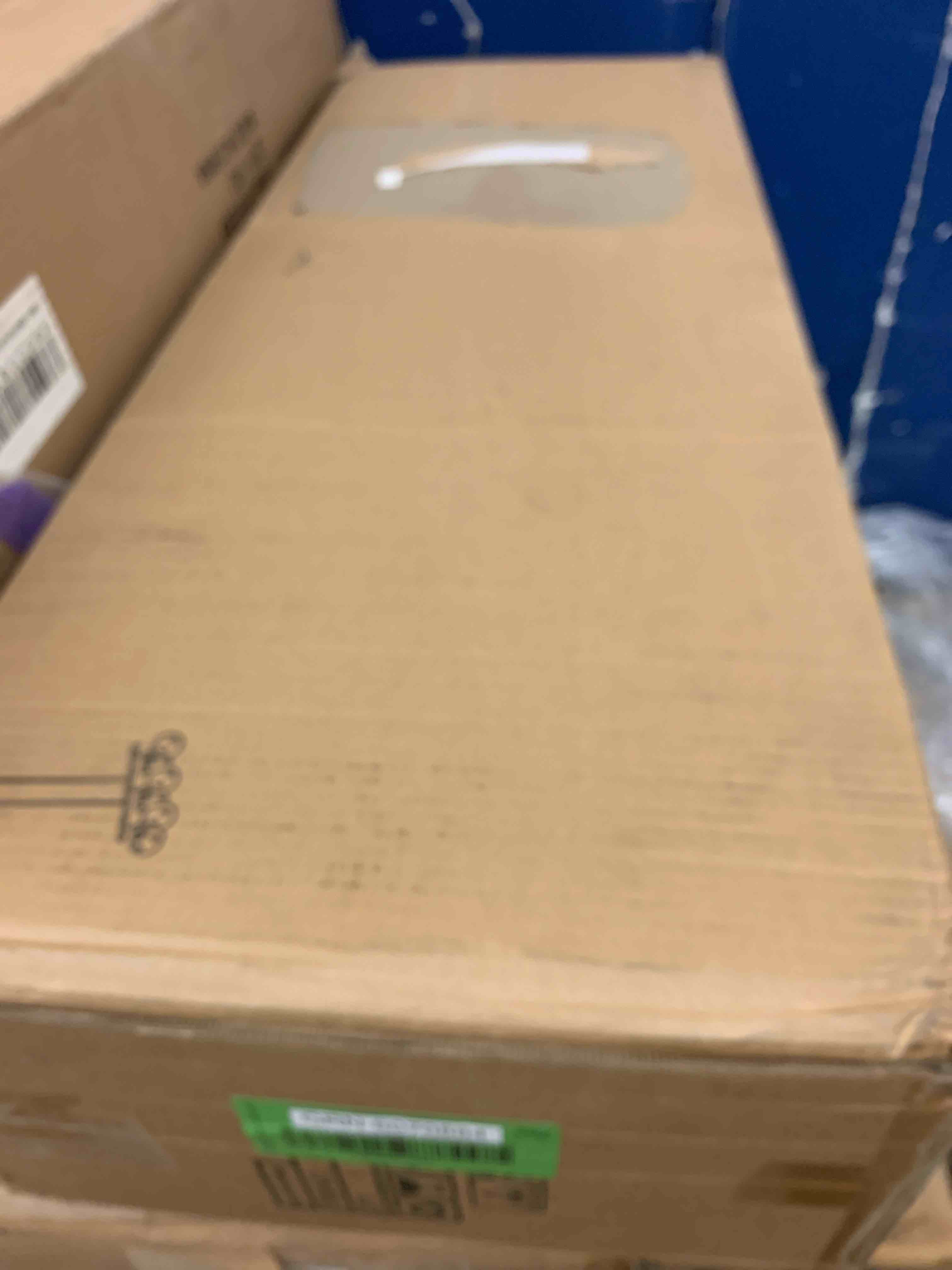 https://s3.amazonaws.com/lotting-images-prod/phillipi/GRN6070884_1732119398033.jpeg
