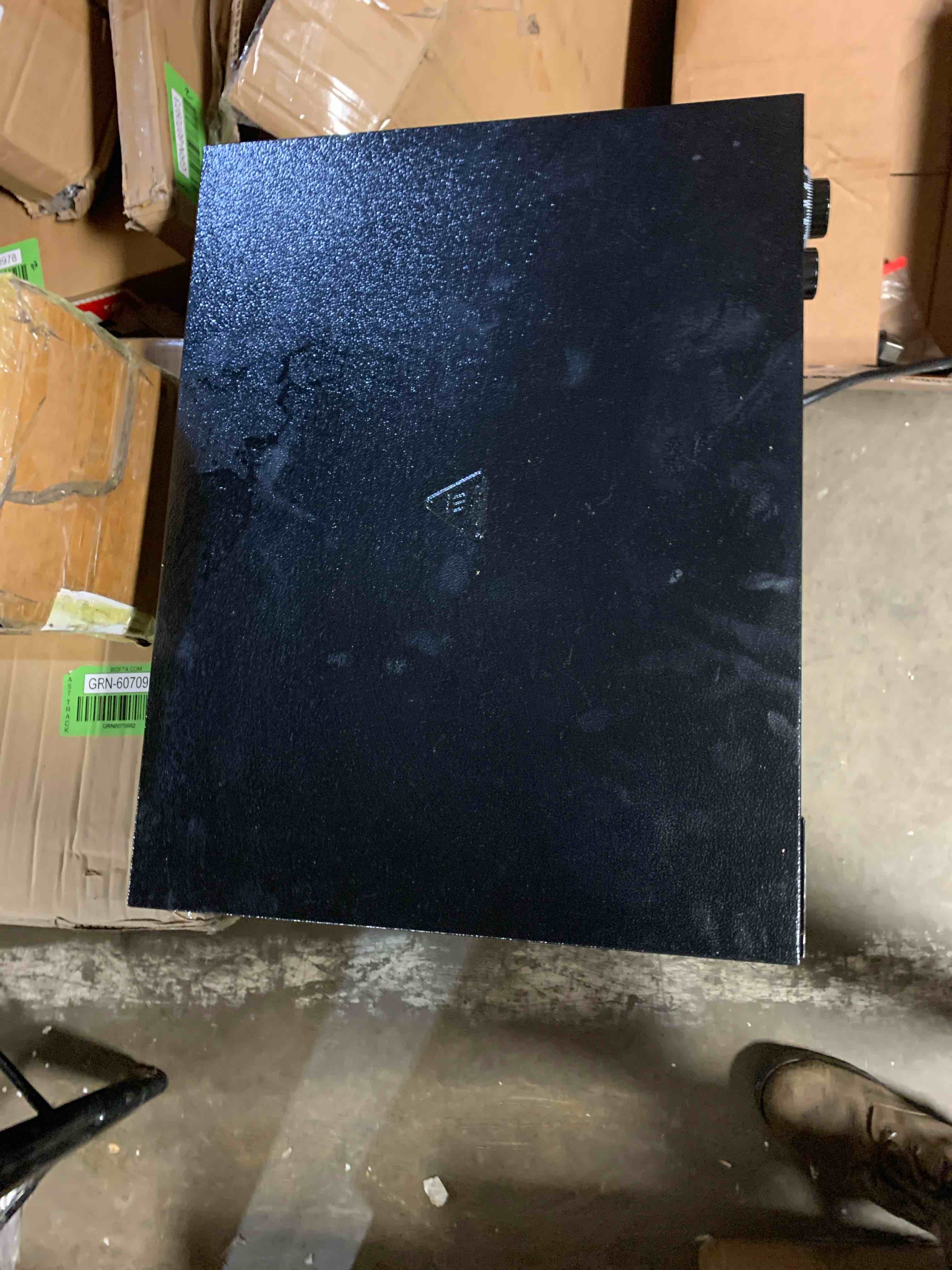 https://s3.amazonaws.com/lotting-images-prod/phillipi/GRN6070987_1709935603481.jpeg