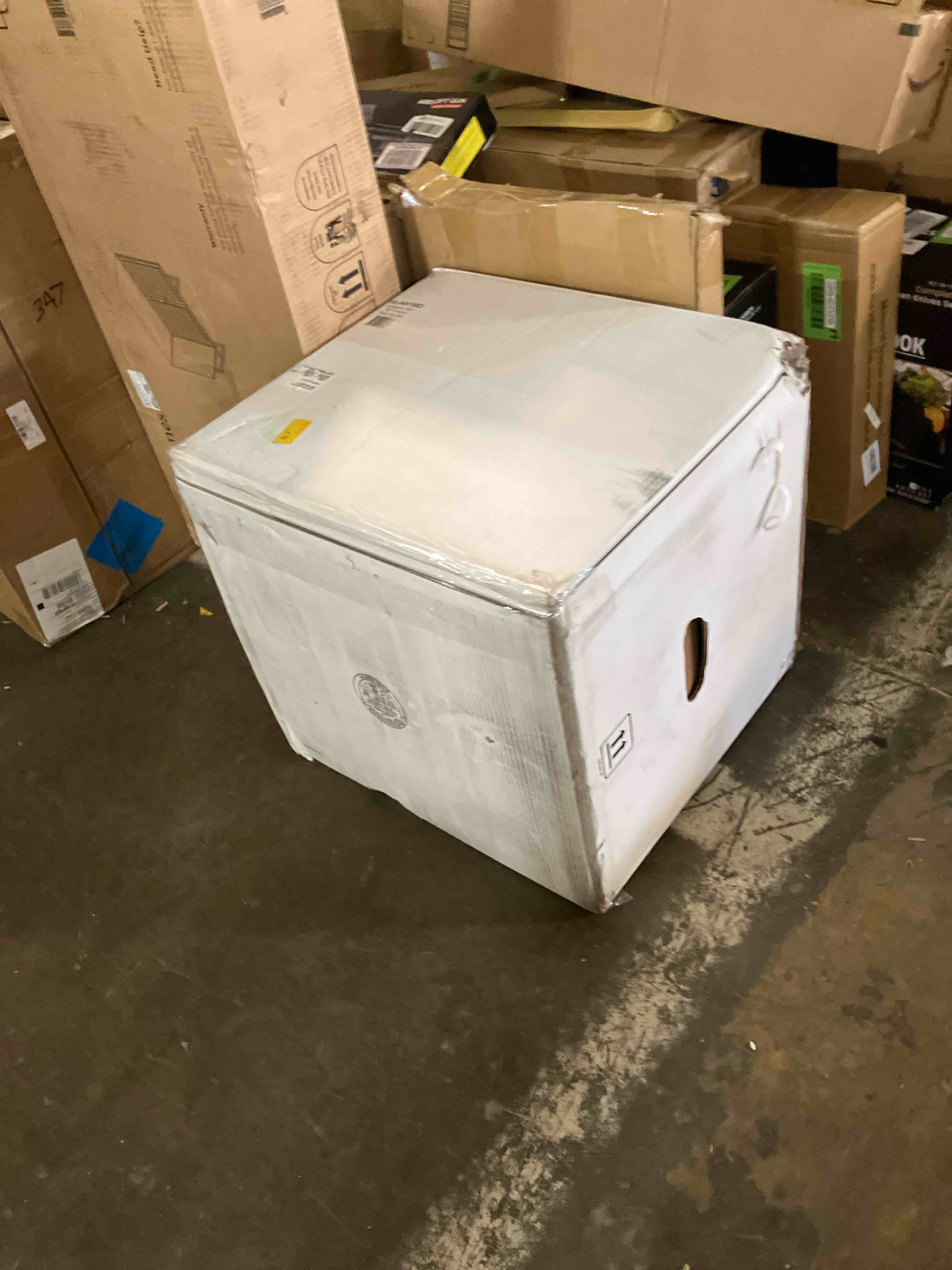https://s3.amazonaws.com/lotting-images-prod/phillipi/GRN6073250_1712085821421.jpeg