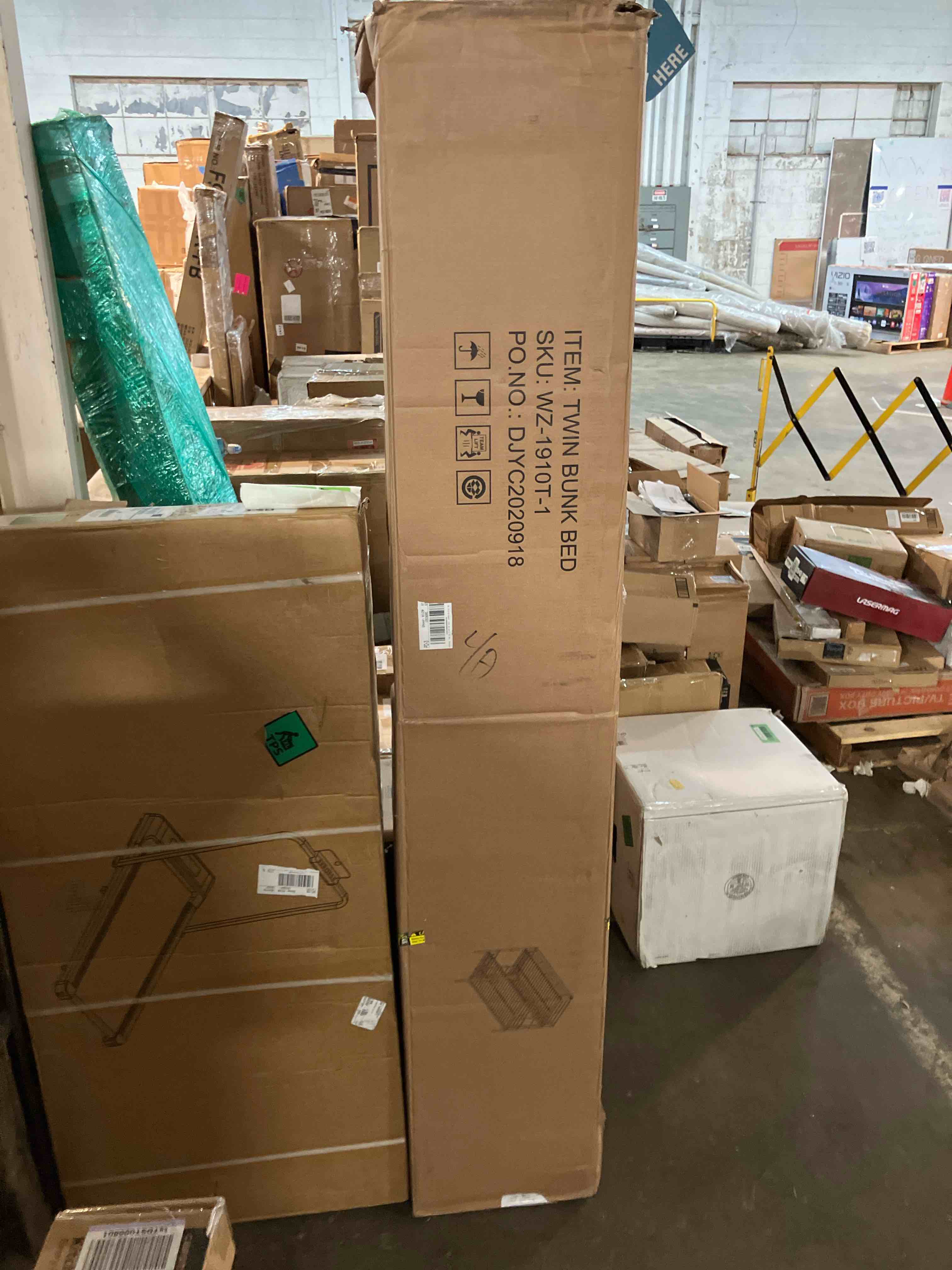 https://s3.amazonaws.com/lotting-images-prod/phillipi/GRN6073253_1712086078041.jpeg