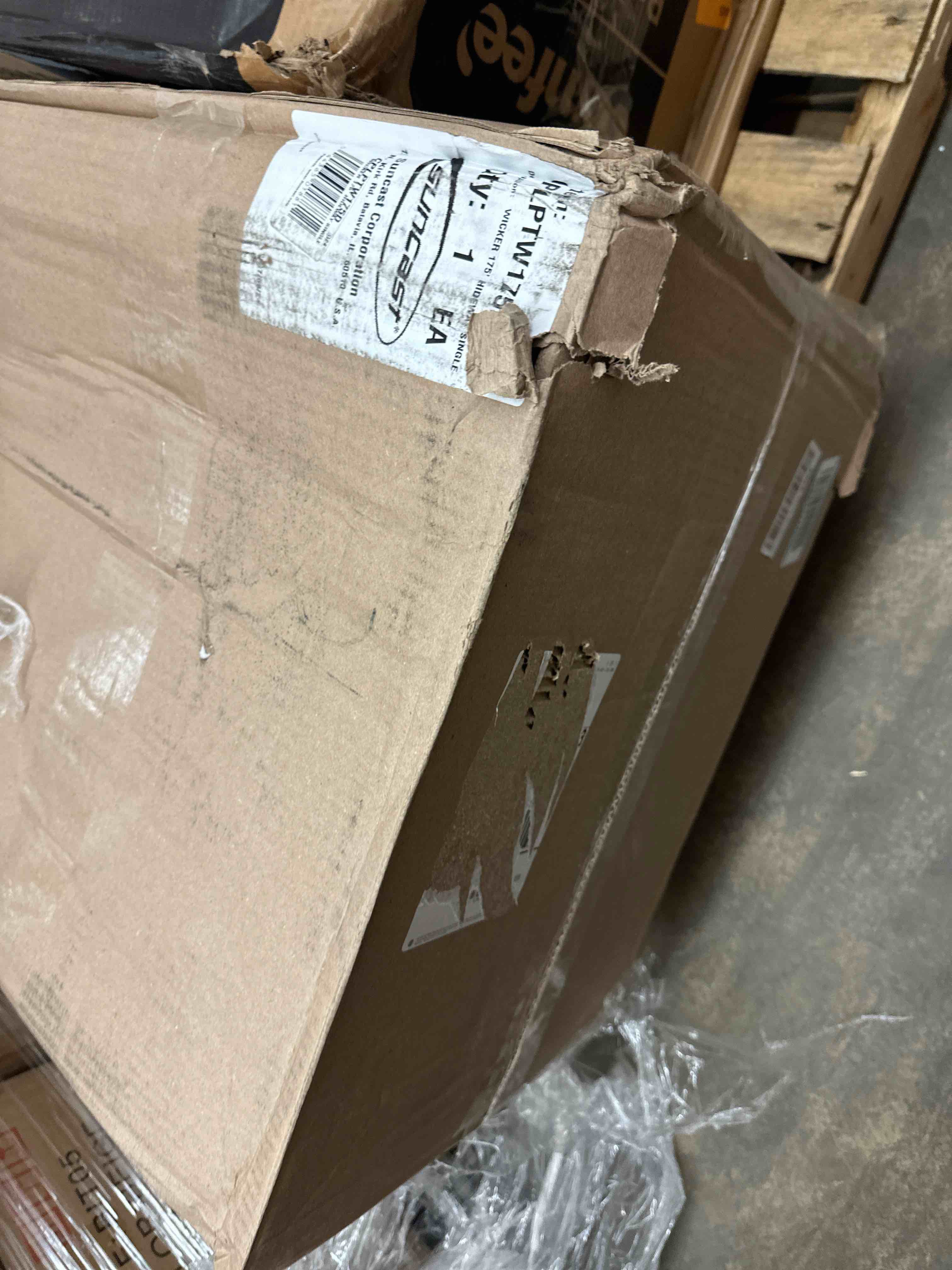https://s3.amazonaws.com/lotting-images-prod/phillipi/GRN6075299_1728576205452.jpeg