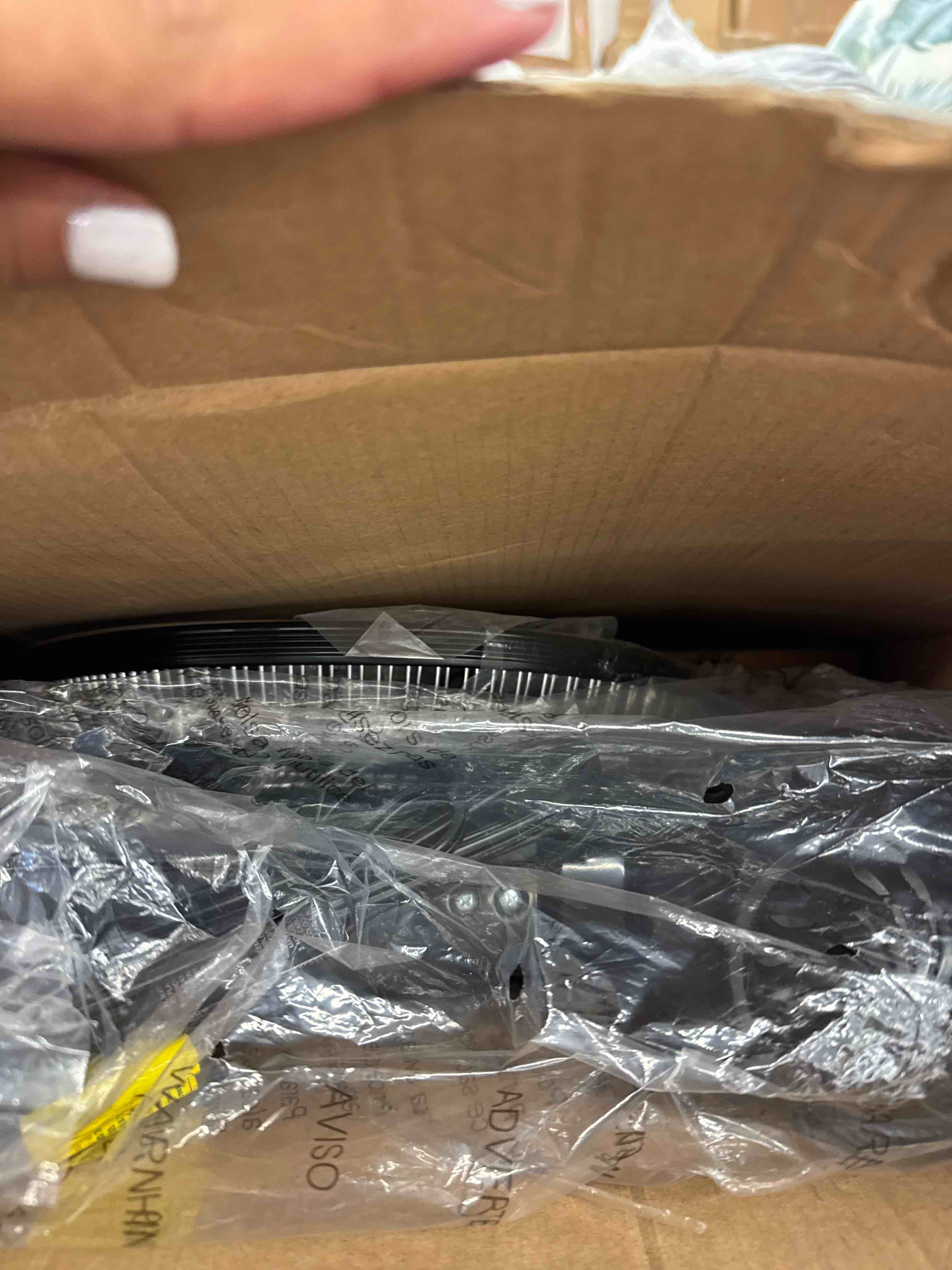 https://s3.amazonaws.com/lotting-images-prod/phillipi/GRN6076168_1729529187687.jpeg