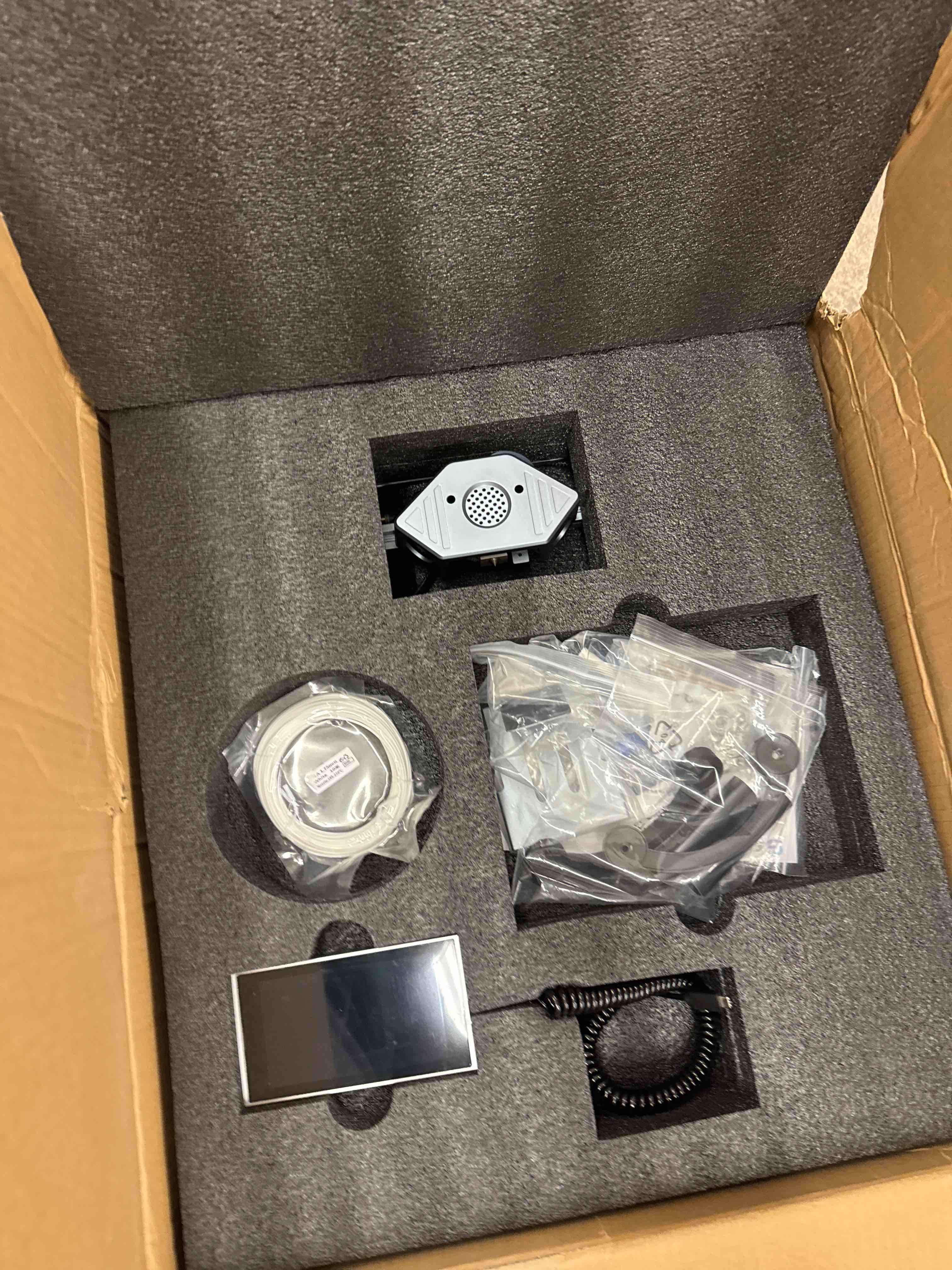 https://s3.amazonaws.com/lotting-images-prod/phillipi/GRN6076297_1729796938959.jpeg