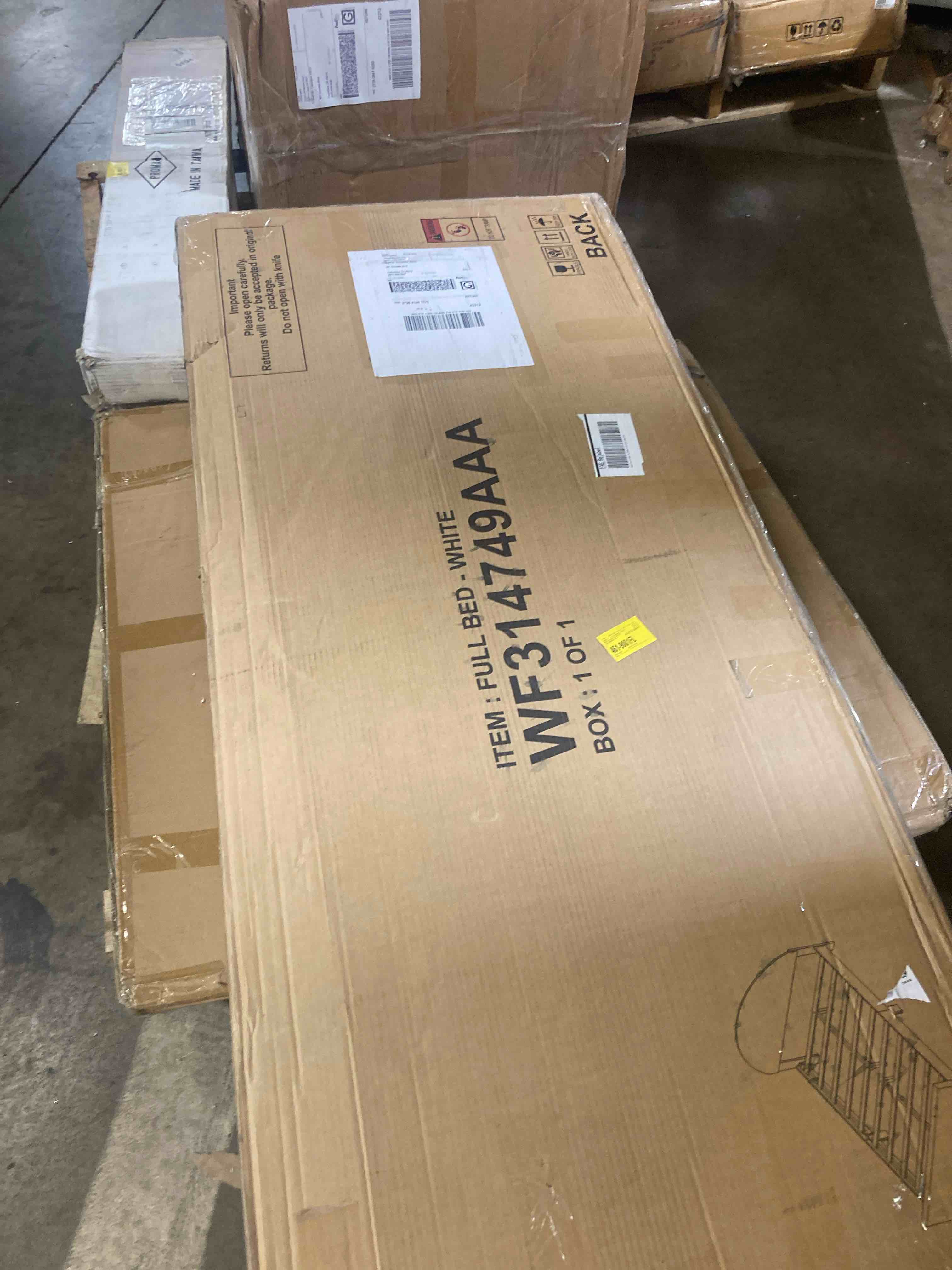 https://s3.amazonaws.com/lotting-images-prod/phillipi/GRN6076999_1713290209503.jpeg