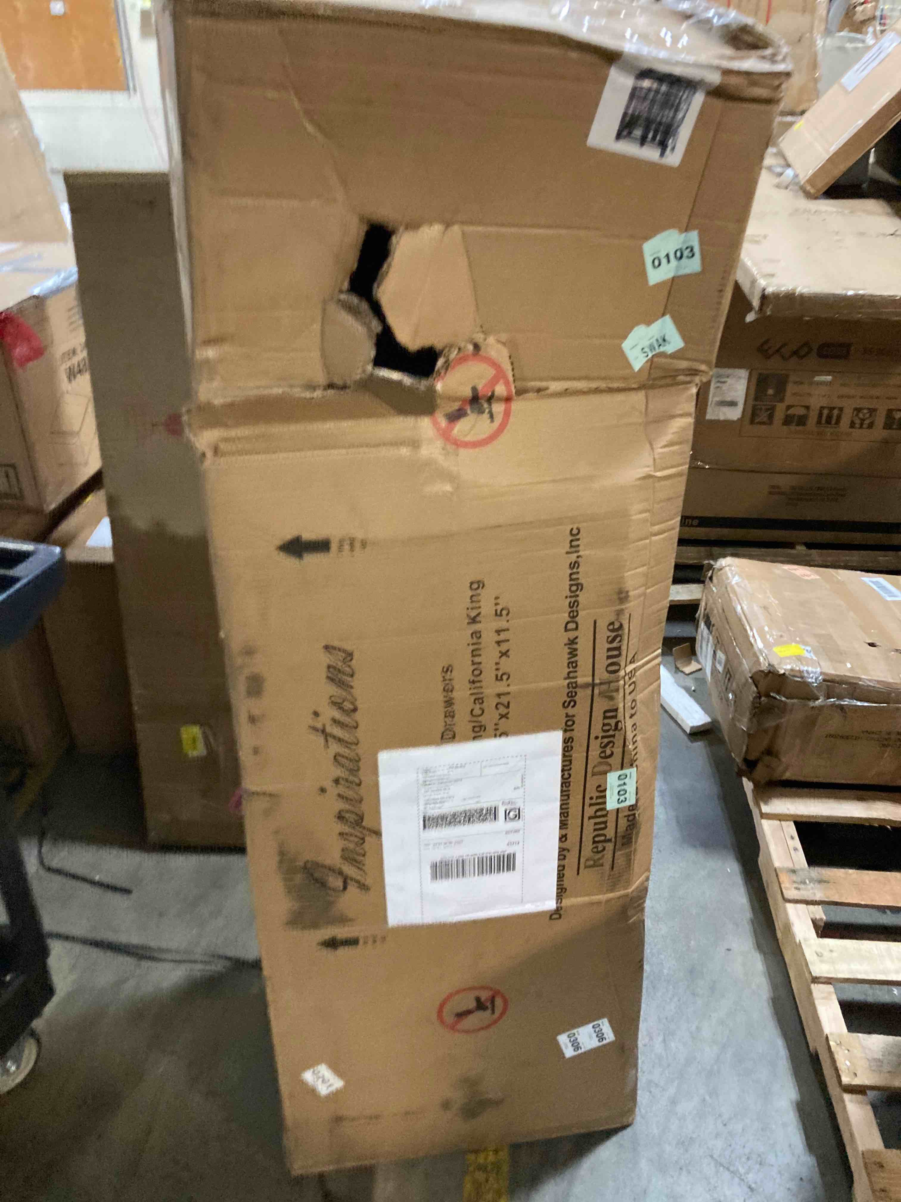 https://s3.amazonaws.com/lotting-images-prod/phillipi/GRN6077144_1713559031089.jpeg