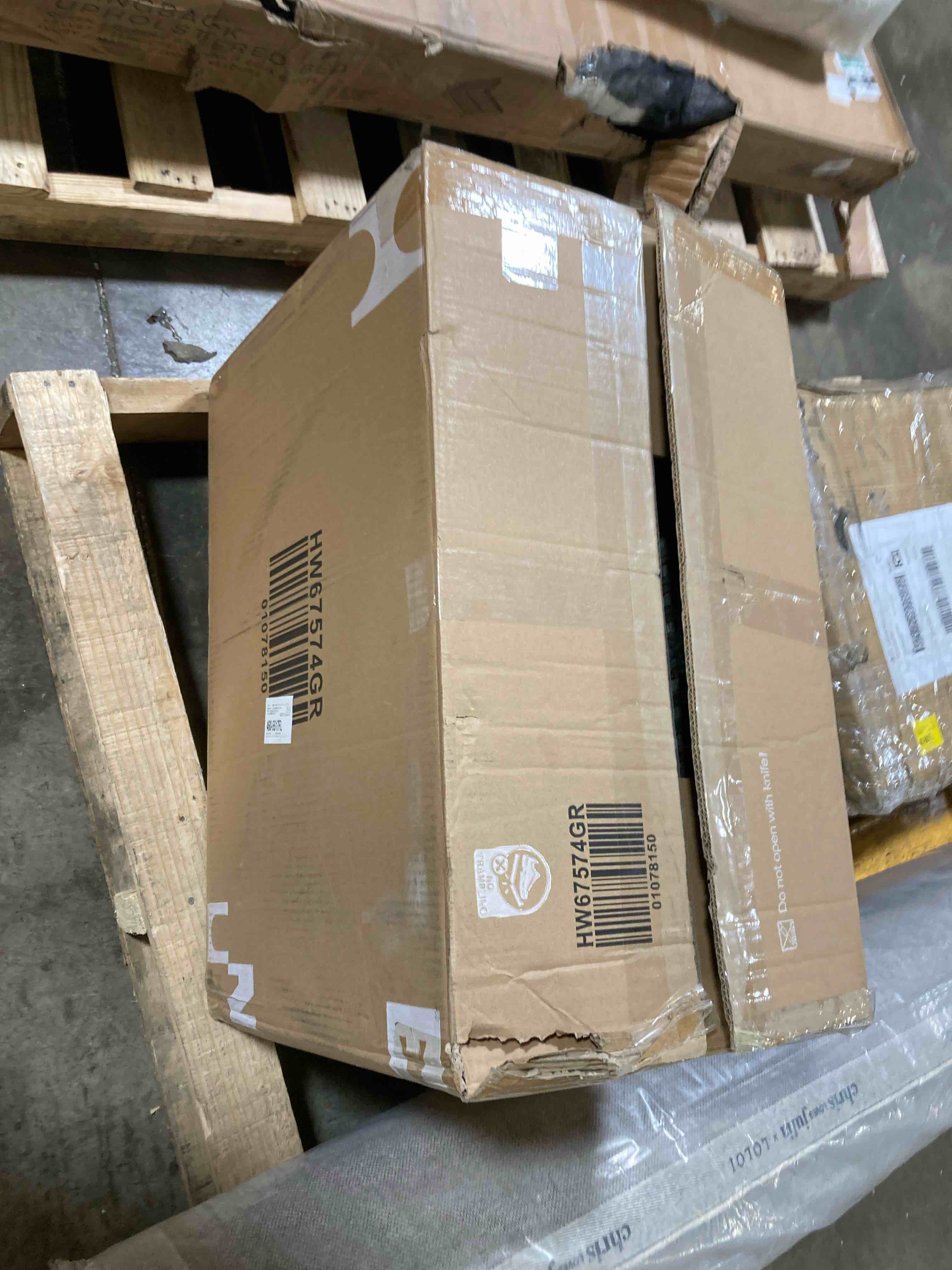 https://s3.amazonaws.com/lotting-images-prod/phillipi/GRN6077671_1715363853420.jpeg