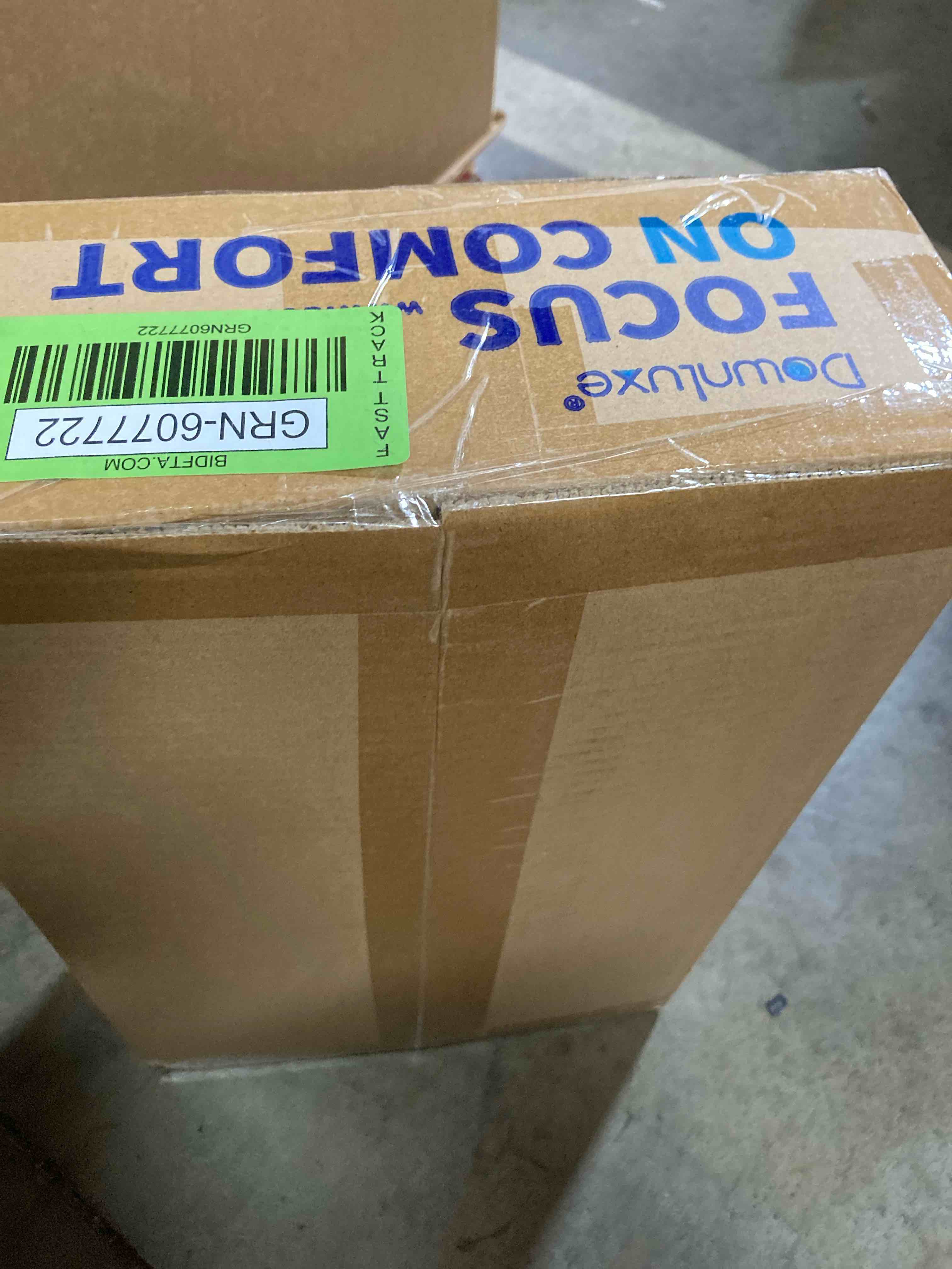 https://s3.amazonaws.com/lotting-images-prod/phillipi/GRN6077722_1715375572572.jpeg