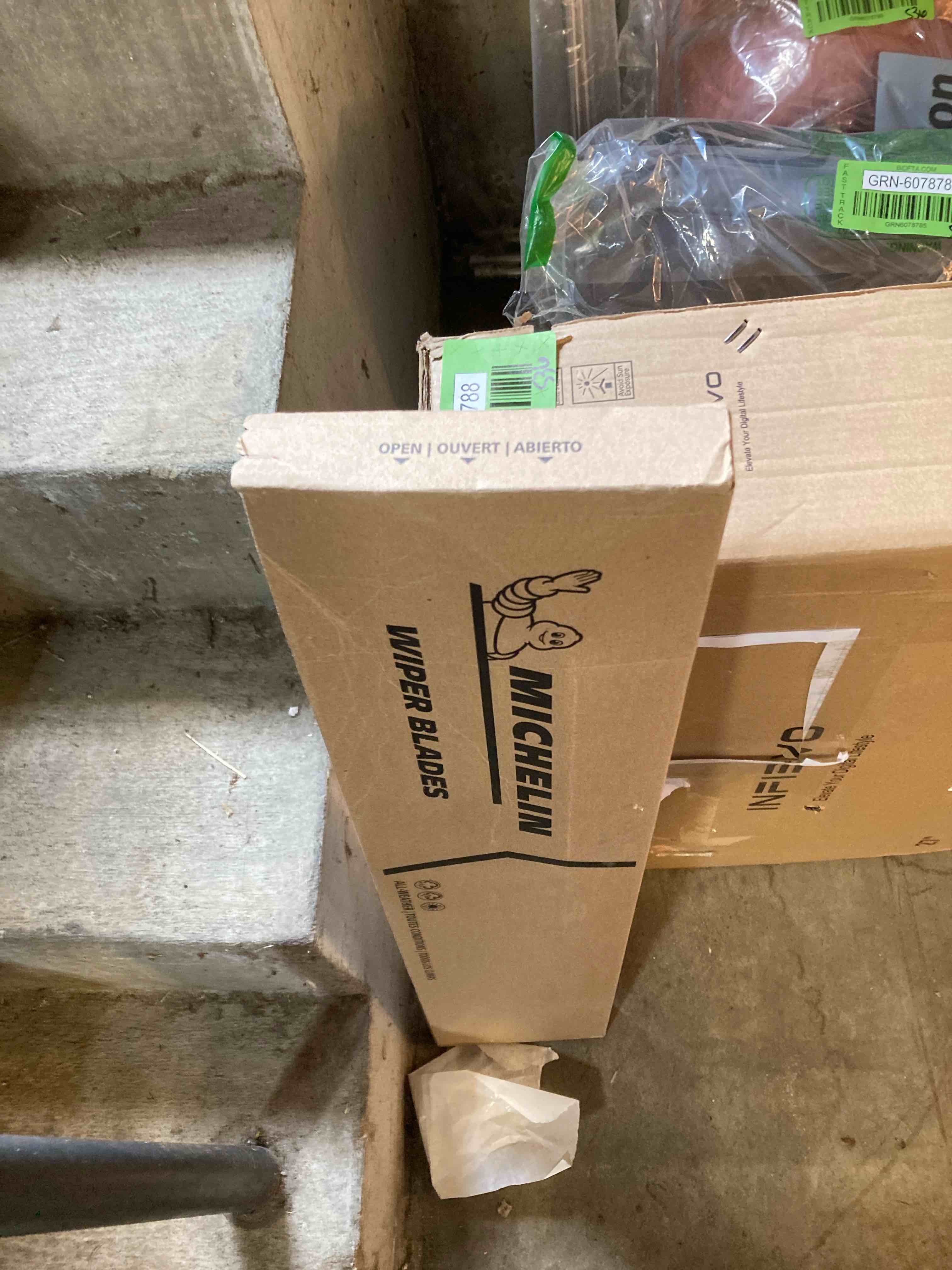 https://s3.amazonaws.com/lotting-images-prod/phillipi/GRN6078792_1728569020820.jpeg