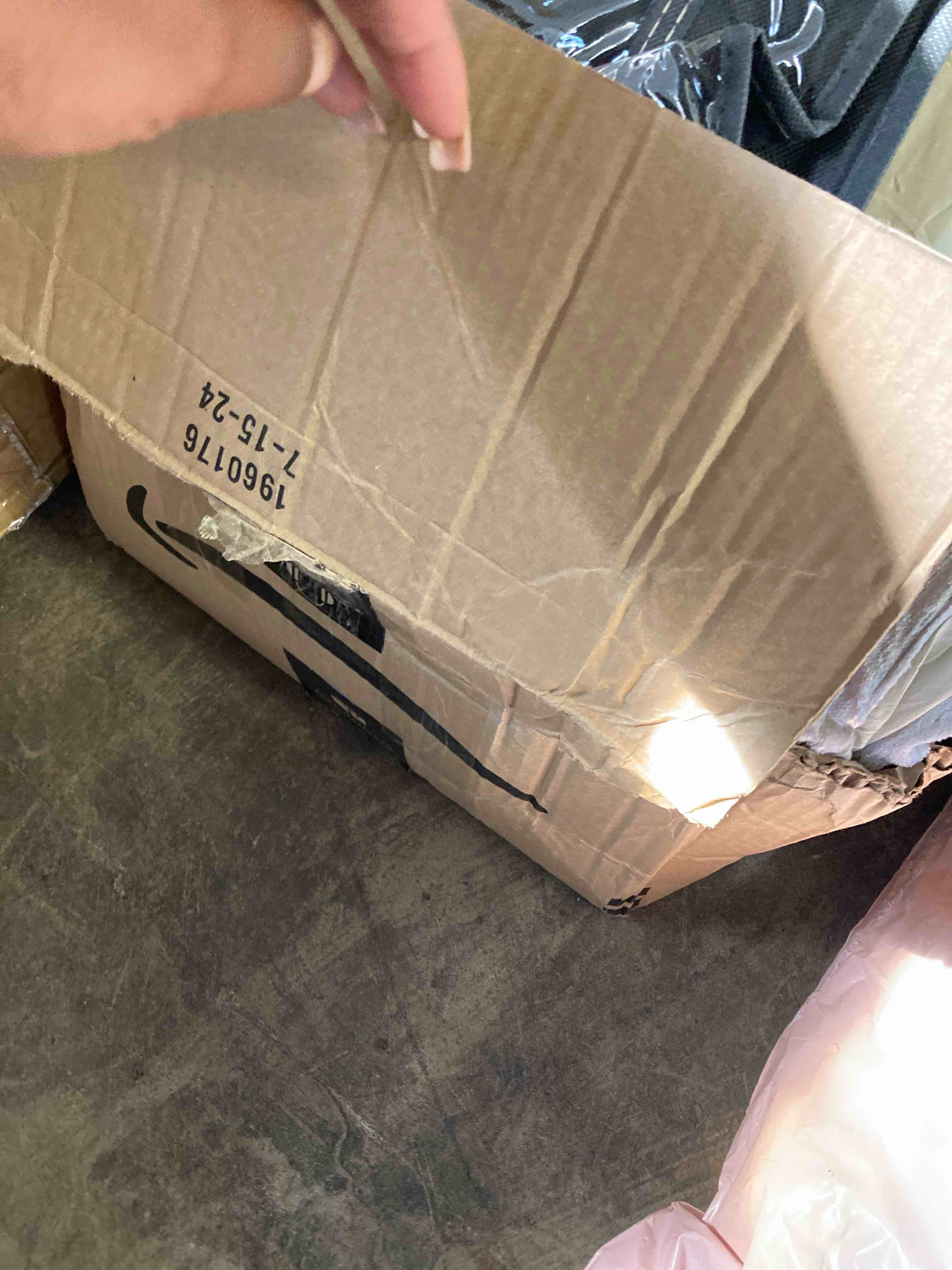 https://s3.amazonaws.com/lotting-images-prod/phillipi/GRN6078822_1728575911686.jpeg