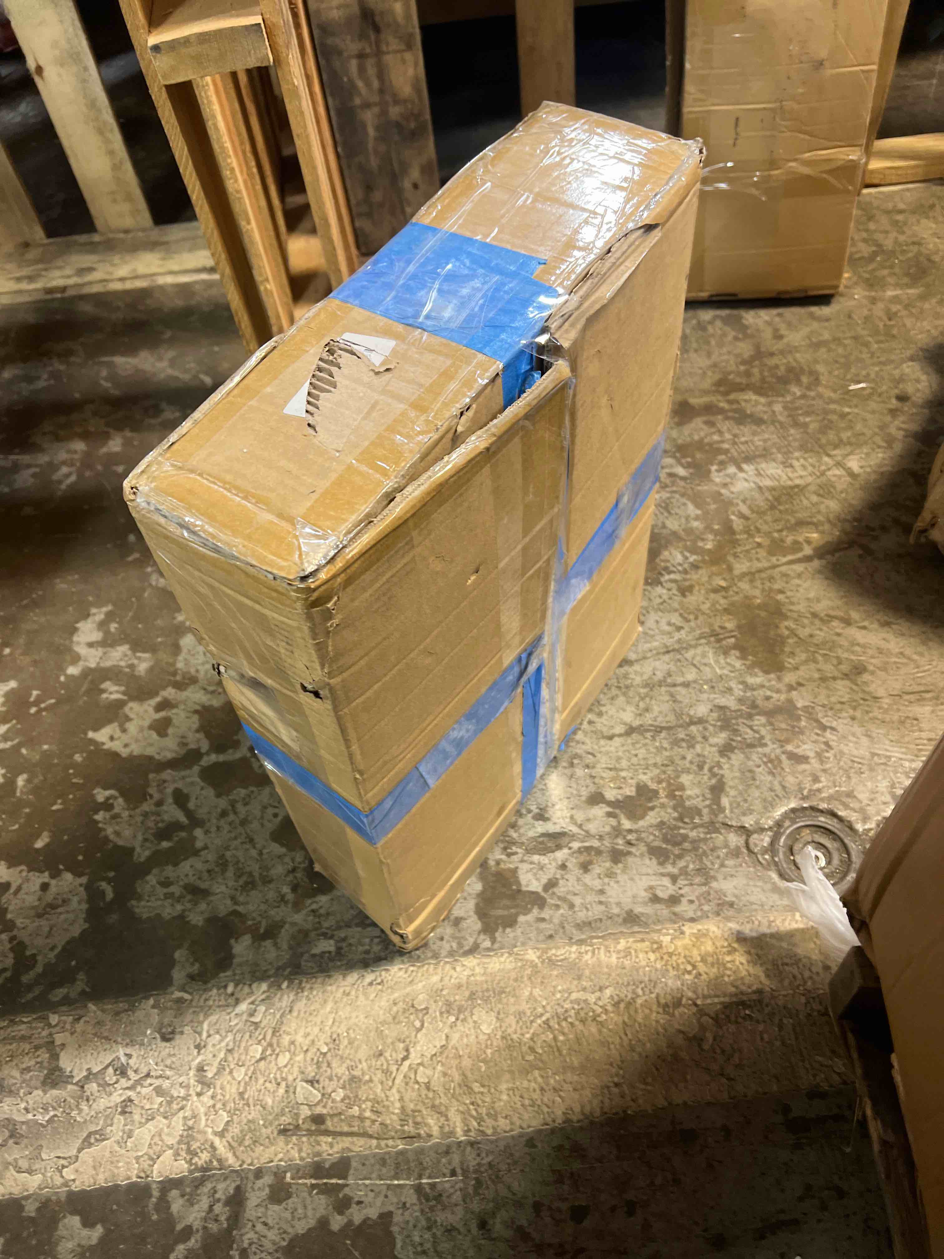 https://s3.amazonaws.com/lotting-images-prod/phillipi/GRN6078959_1729090661653.jpeg