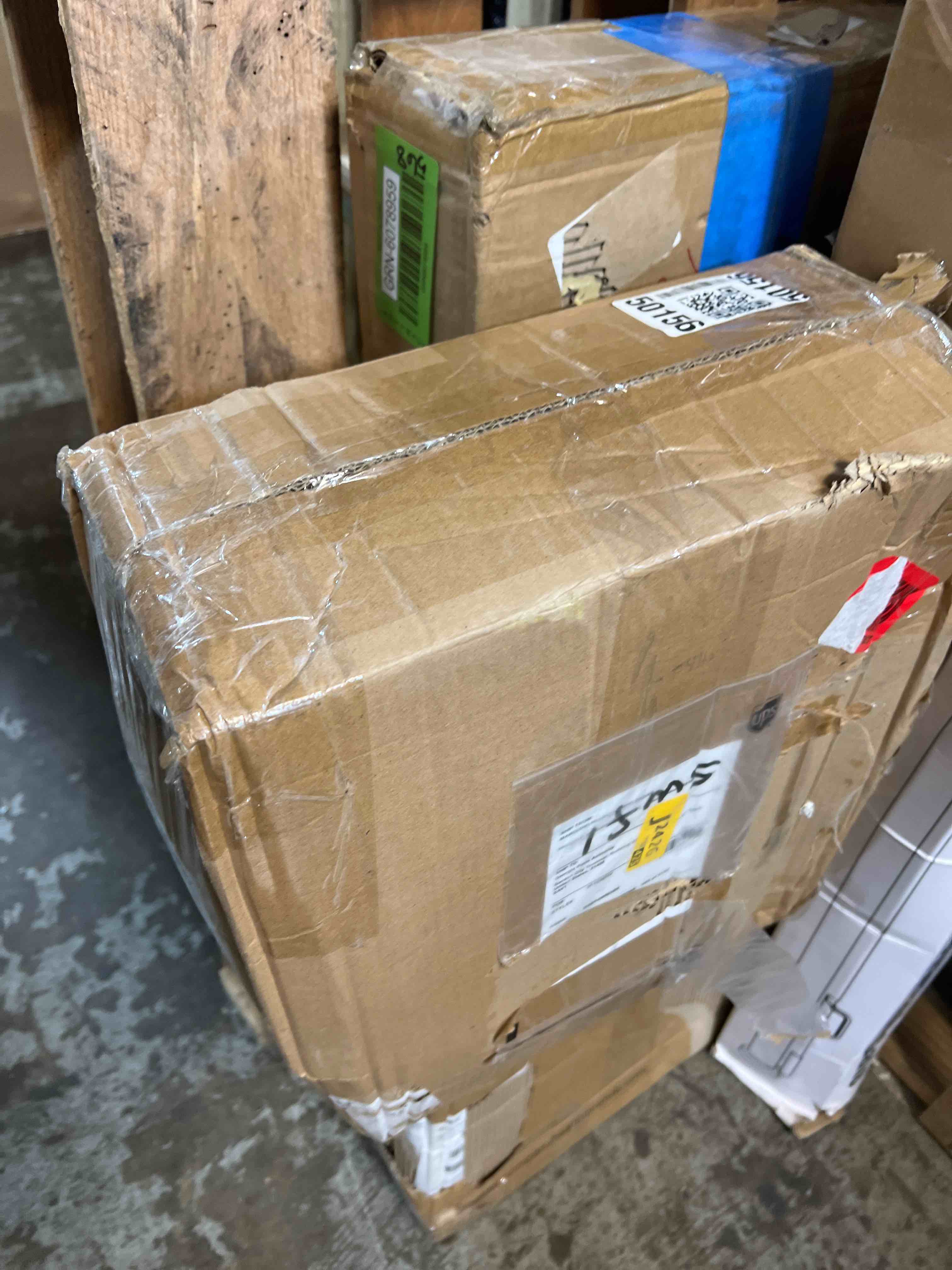 https://s3.amazonaws.com/lotting-images-prod/phillipi/GRN6078962_1729090840501.jpeg