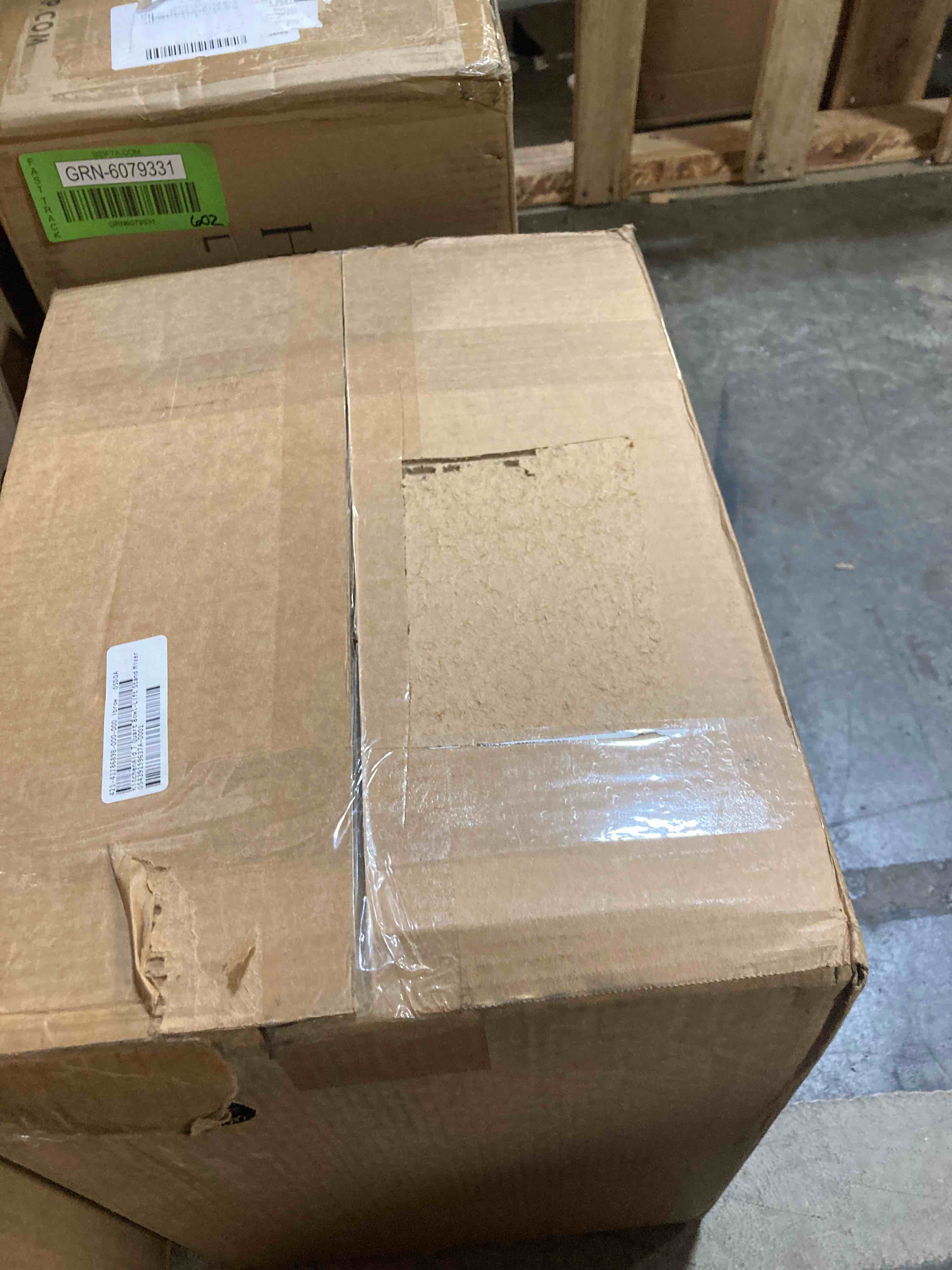 https://s3.amazonaws.com/lotting-images-prod/phillipi/GRN6079332_1729697067453.jpeg