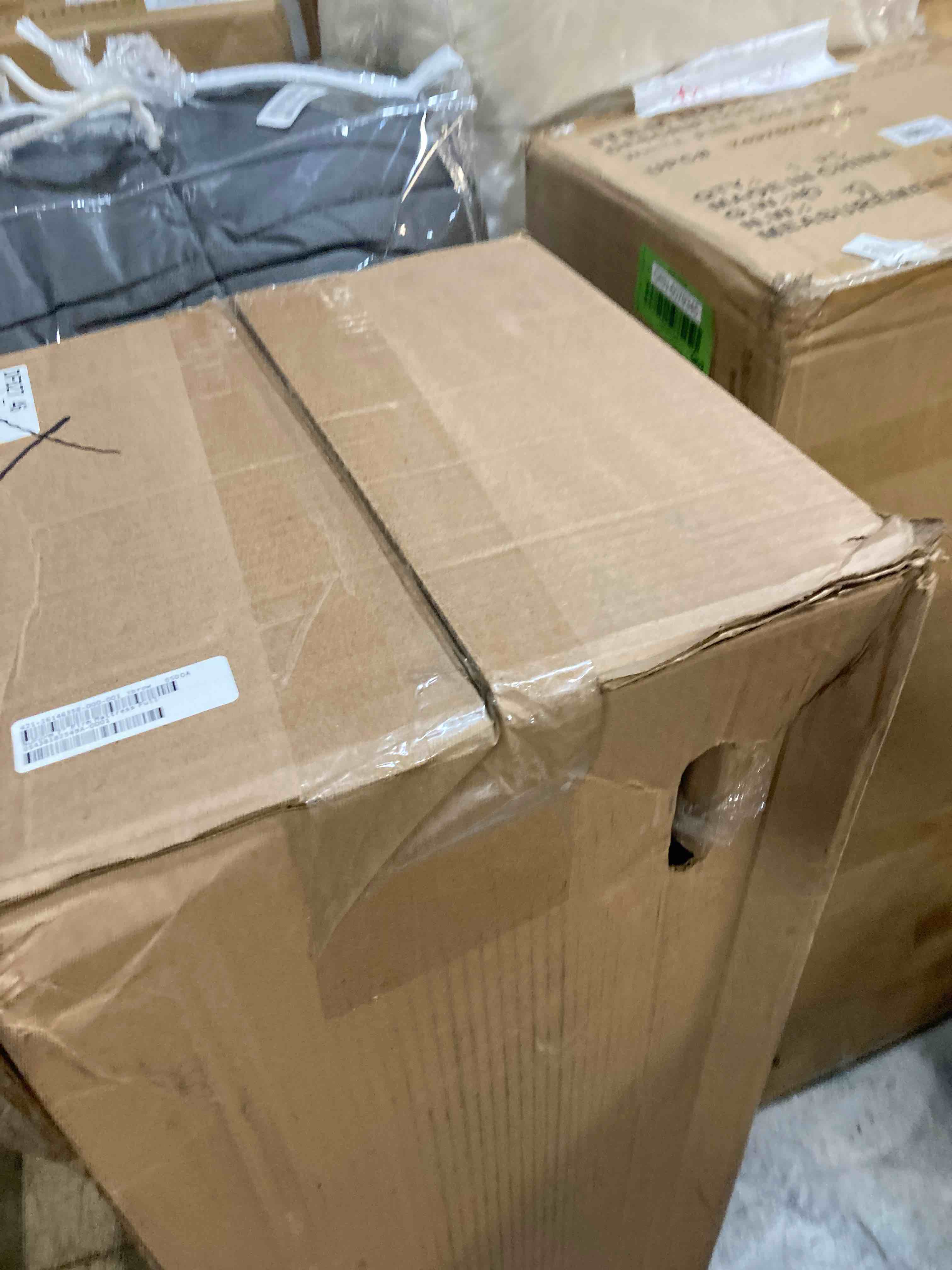 https://s3.amazonaws.com/lotting-images-prod/phillipi/GRN6079346_1729698721448.jpeg