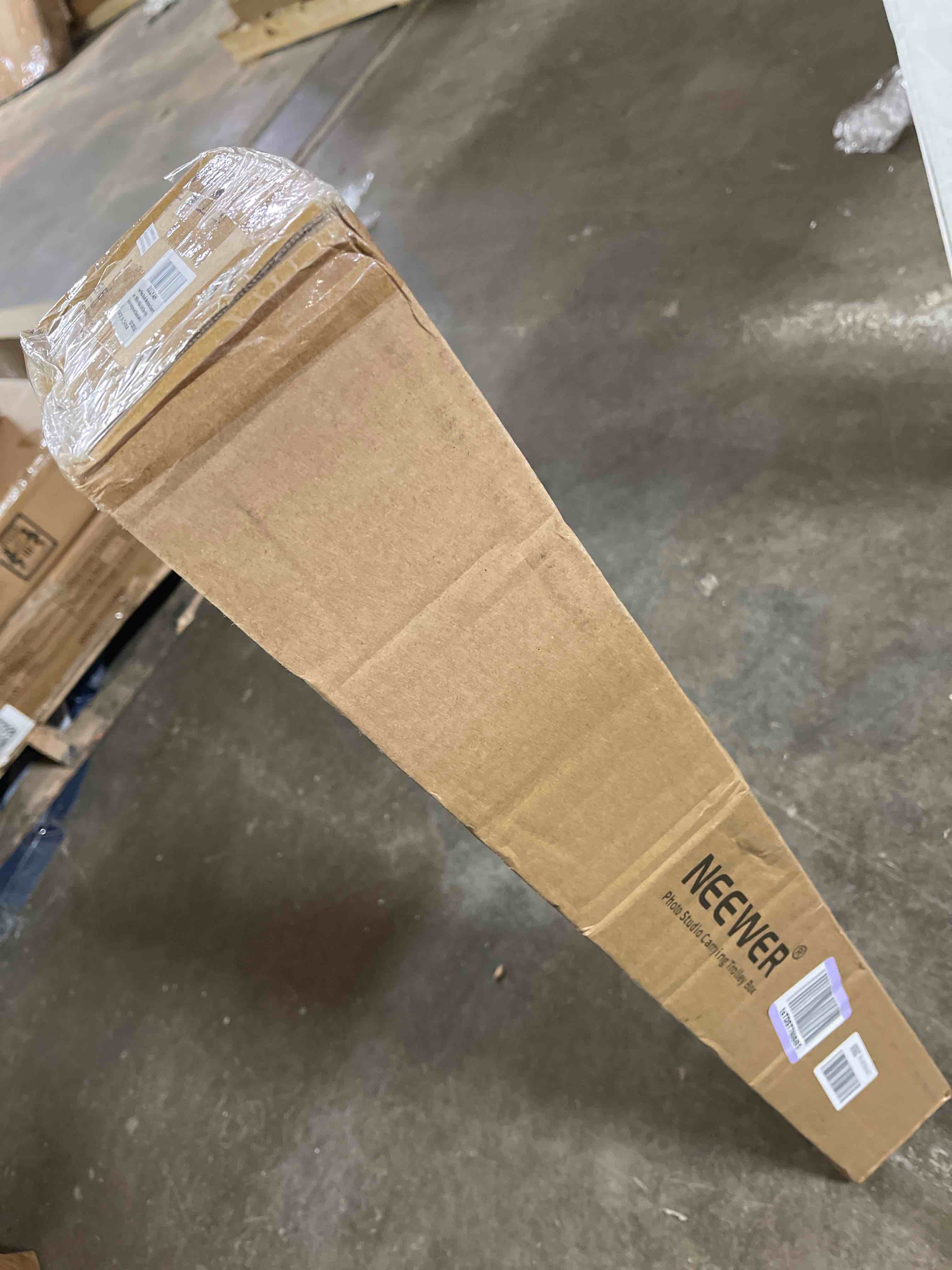 https://s3.amazonaws.com/lotting-images-prod/phillipi/GRN6453723_1721317892004.jpeg