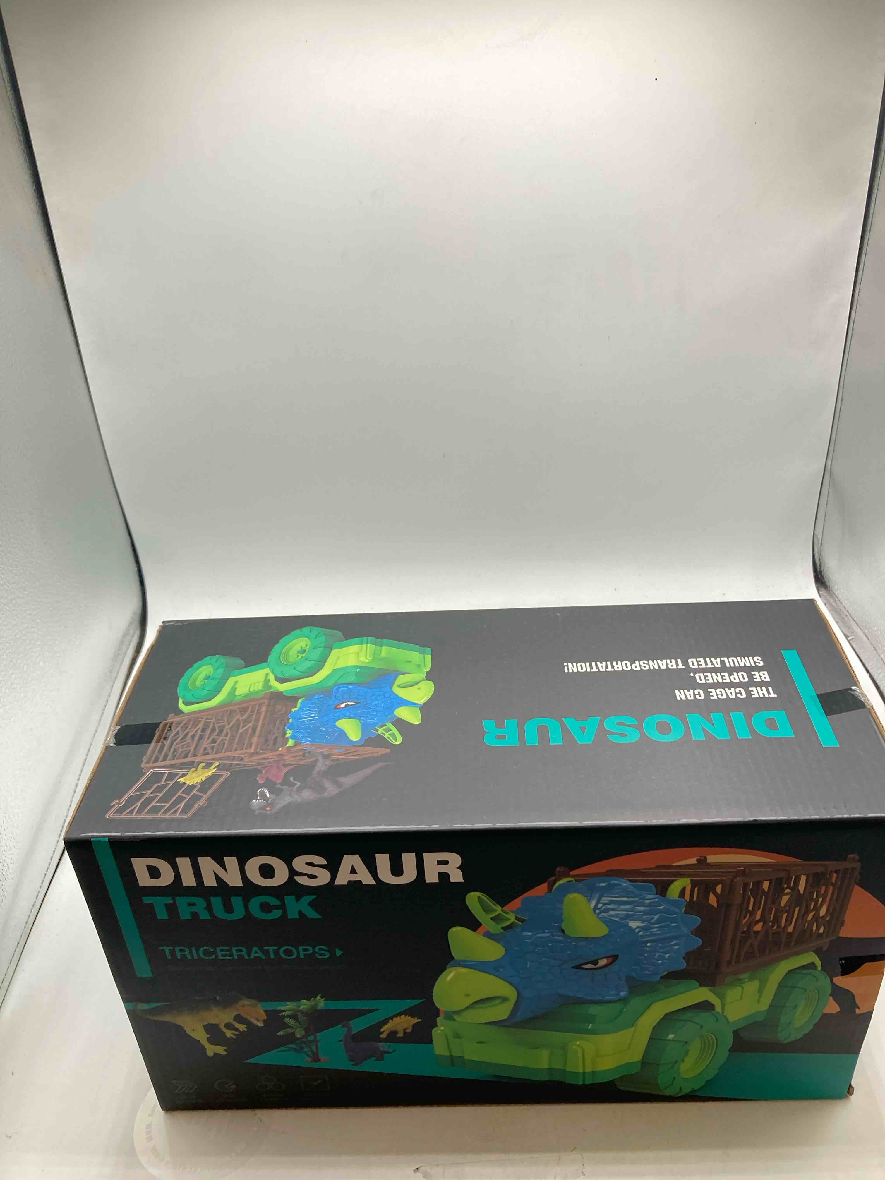 https://s3.amazonaws.com/lotting-images-prod/phillipi/GRN6458315_1720727466182.jpeg