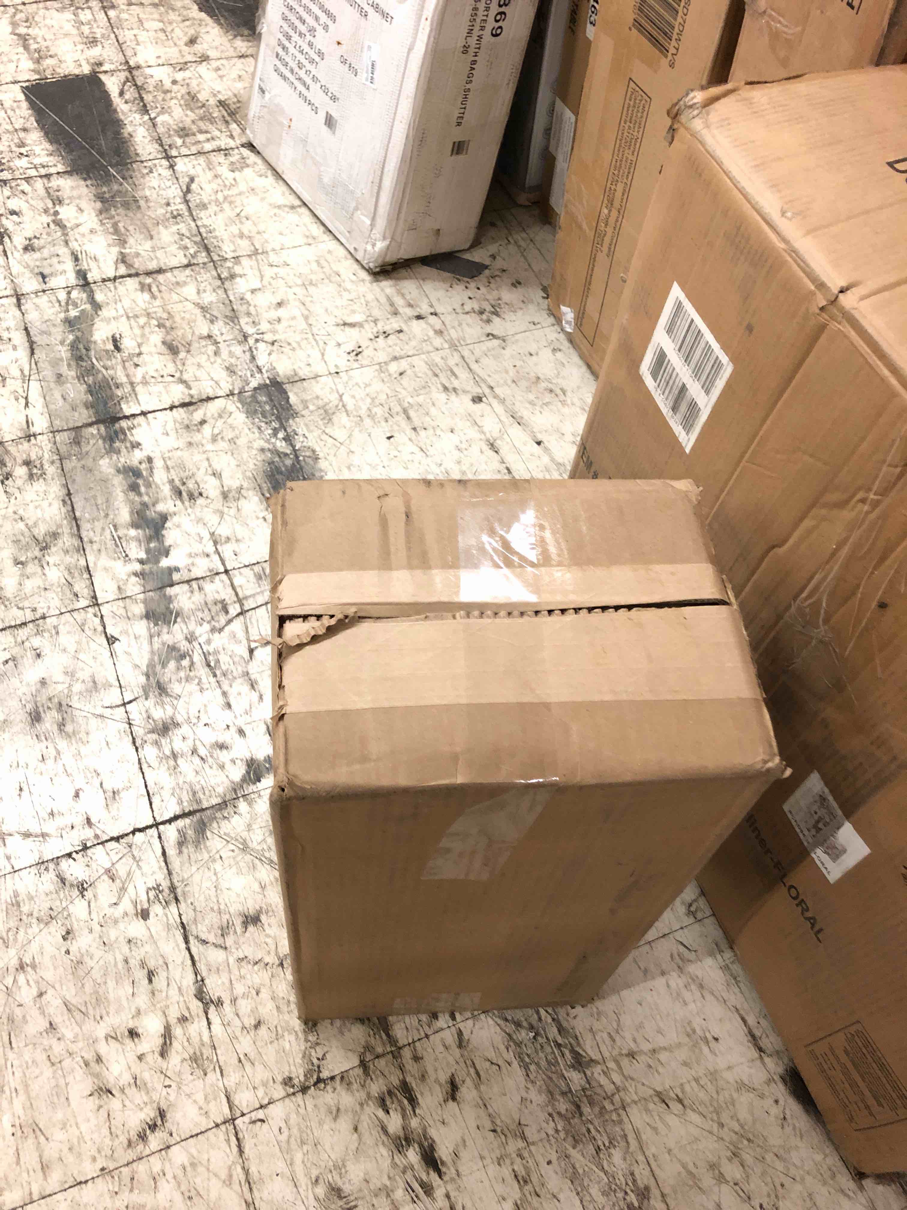 https://s3.amazonaws.com/lotting-images-prod/phillipi/GRN6781318_1724978592708.jpeg