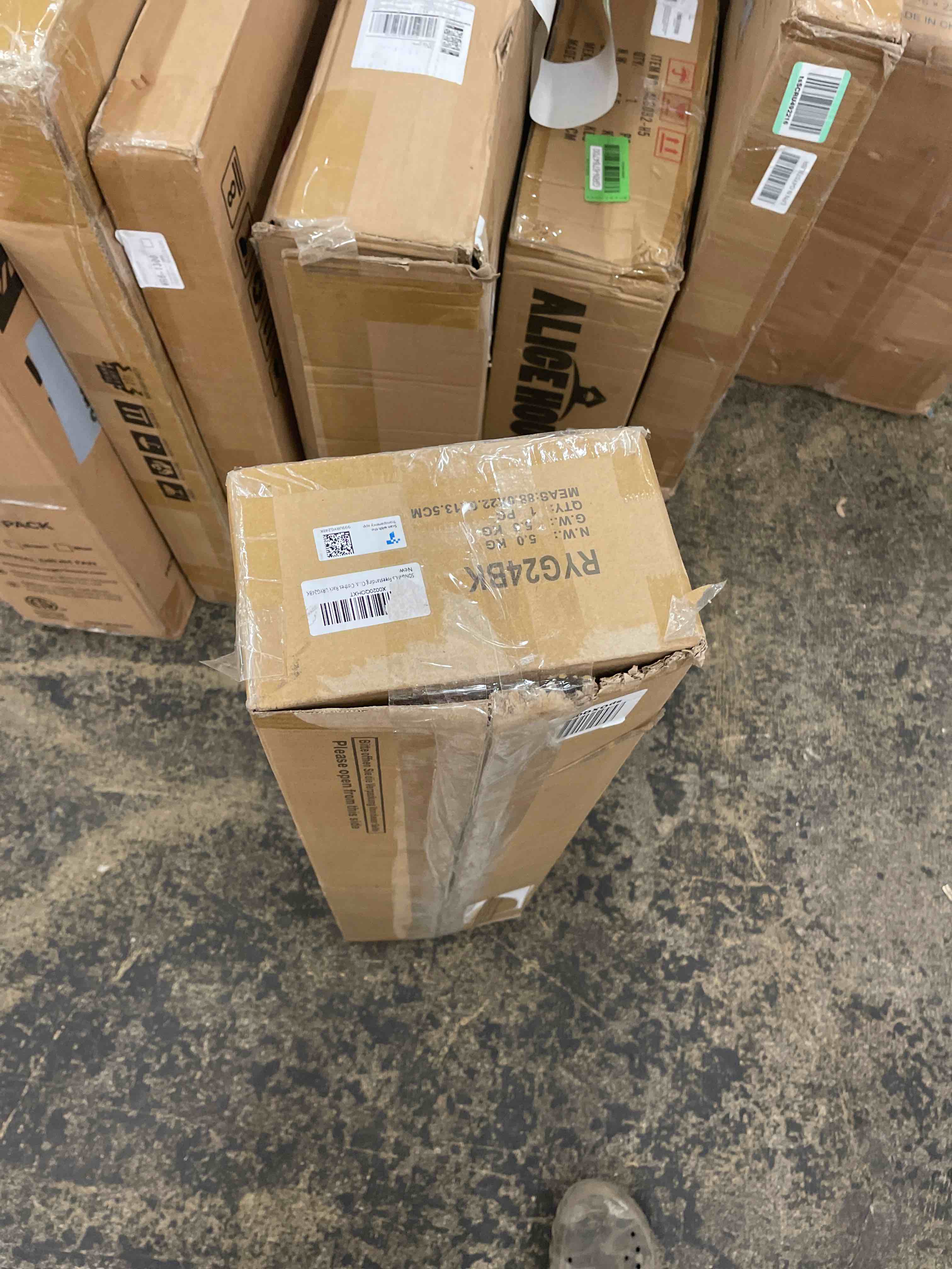 https://s3.amazonaws.com/lotting-images-prod/phillipi/GRN6784704_1731008332859.jpeg