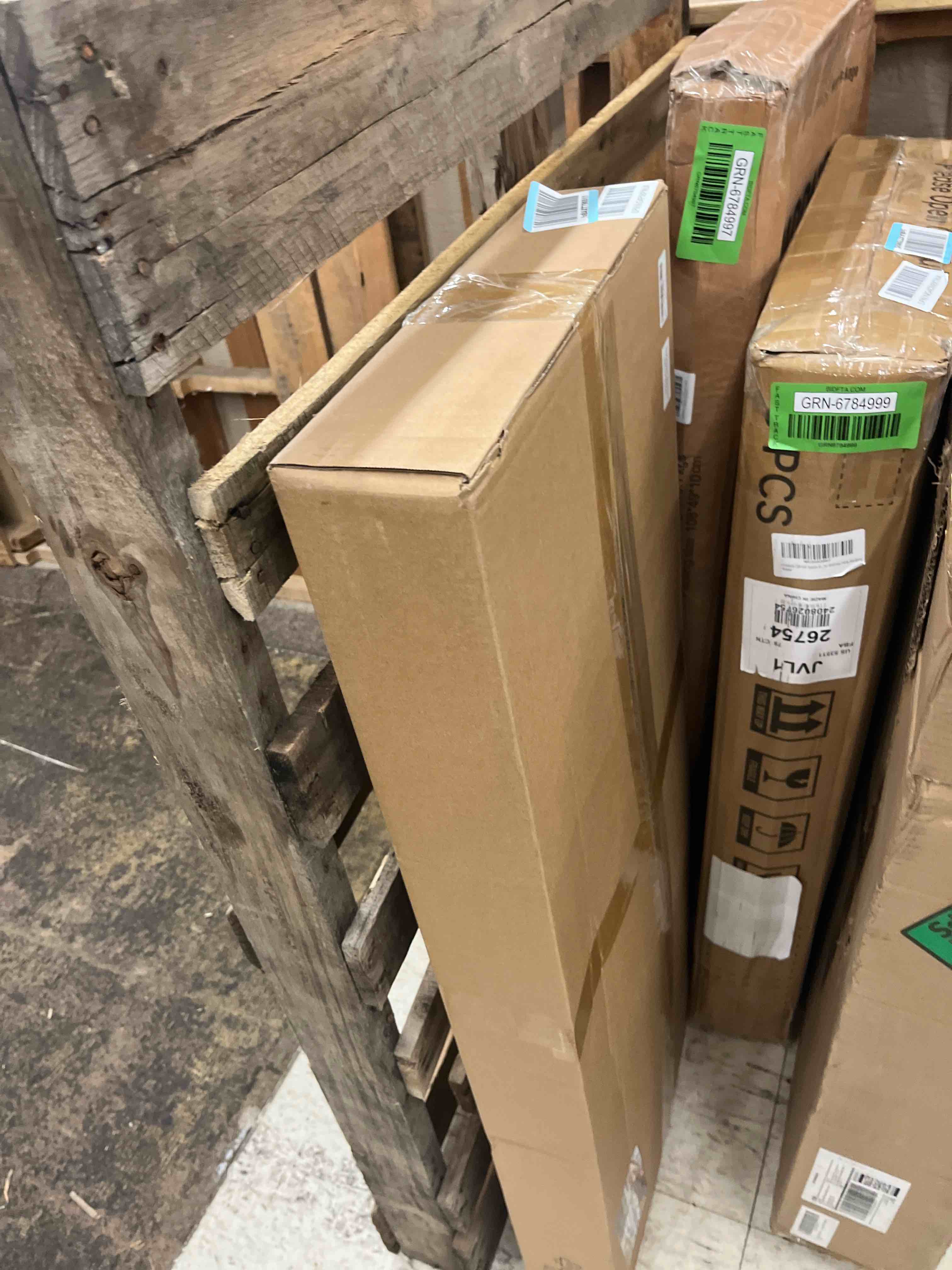 https://s3.amazonaws.com/lotting-images-prod/phillipi/GRN6785000_1731370897269.jpeg