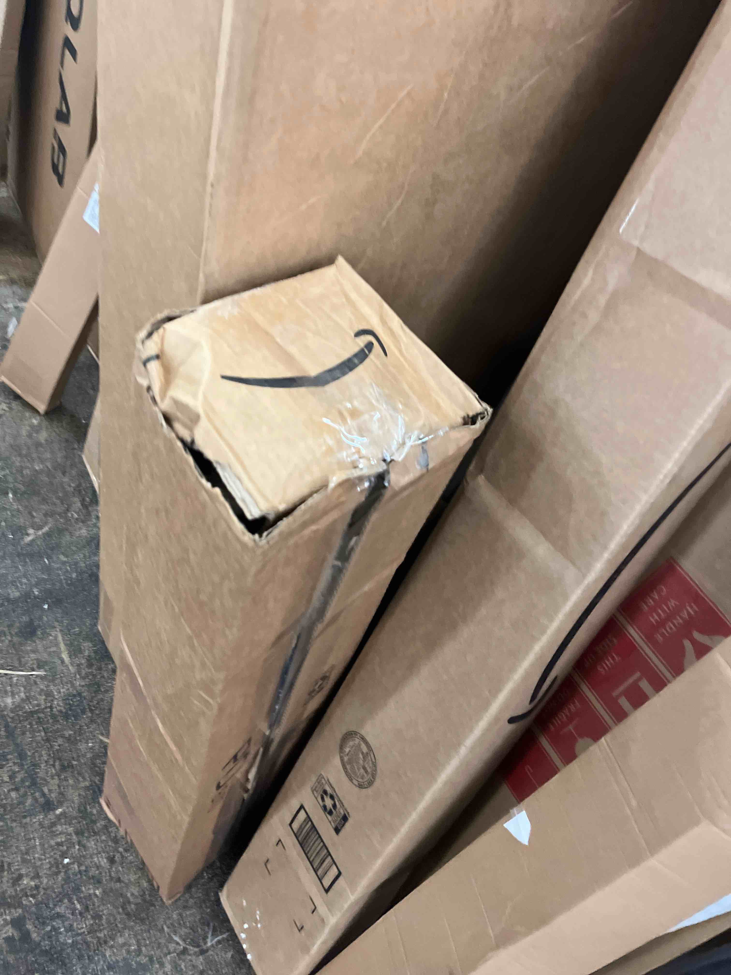 https://s3.amazonaws.com/lotting-images-prod/phillipi/GRN6786204_1732549880397.jpeg
