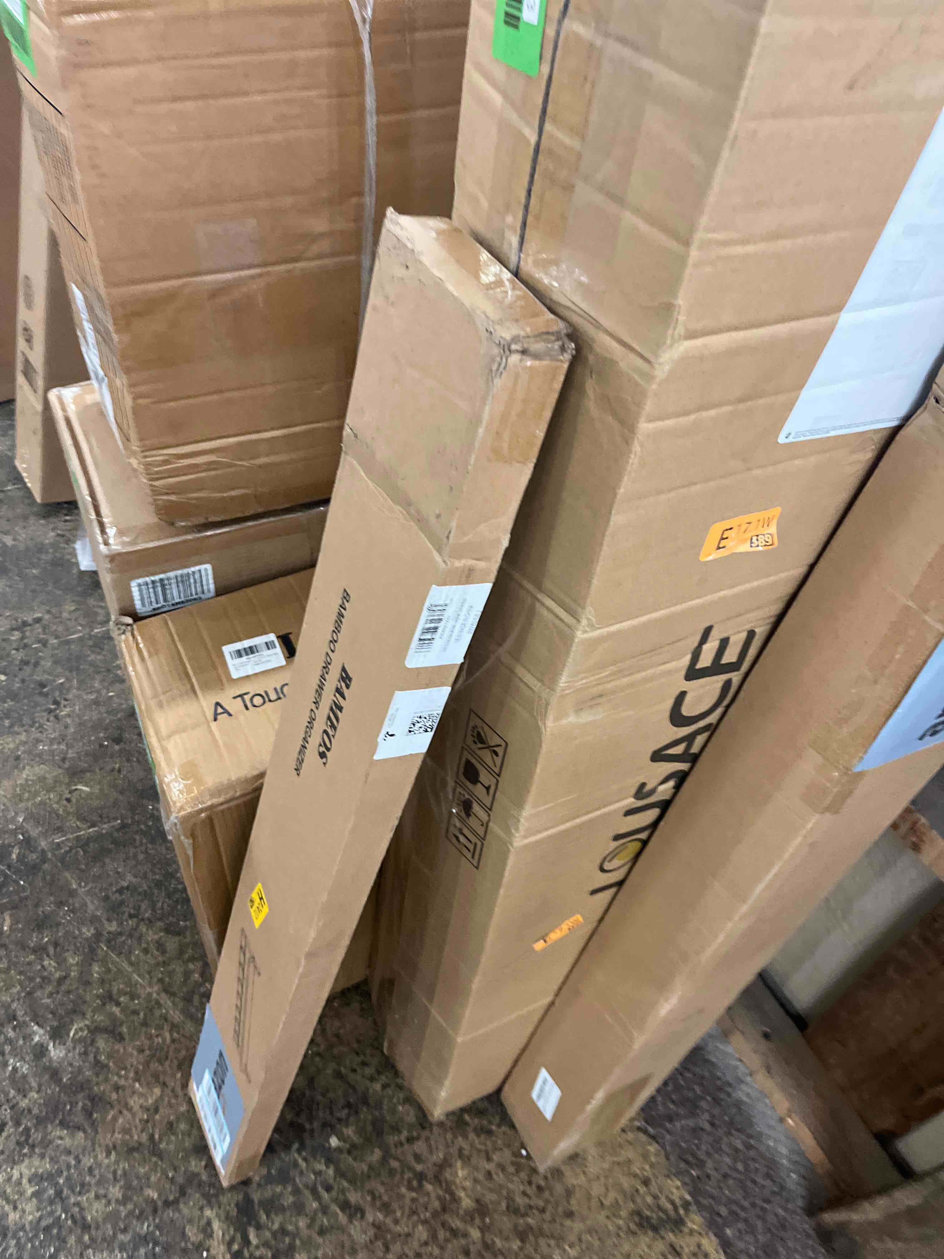 https://s3.amazonaws.com/lotting-images-prod/phillipi/GRN6786217_1732546836255.jpeg