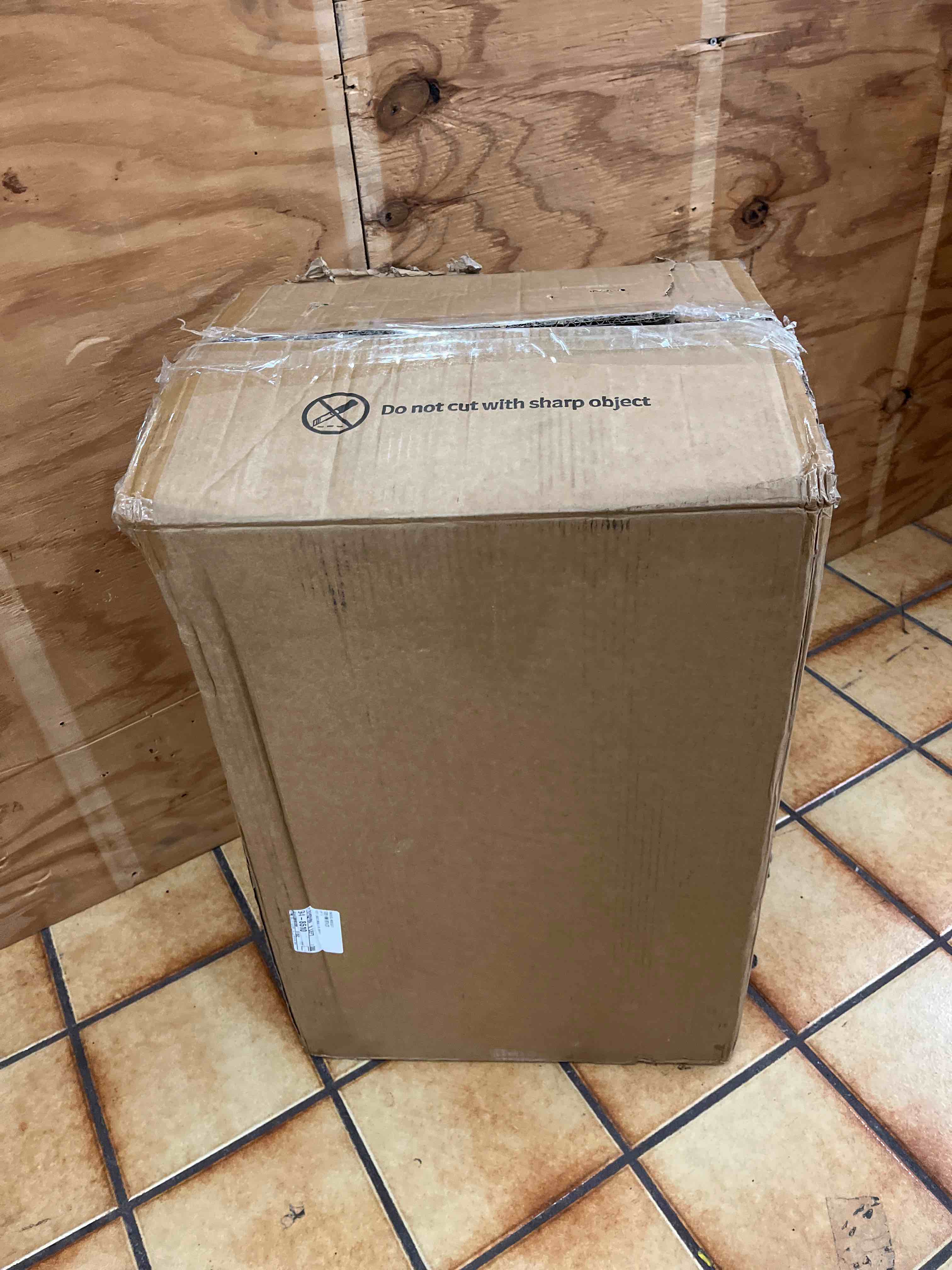 https://s3.amazonaws.com/lotting-images-prod/phillipi/GRN6786730_1732751883793.jpeg