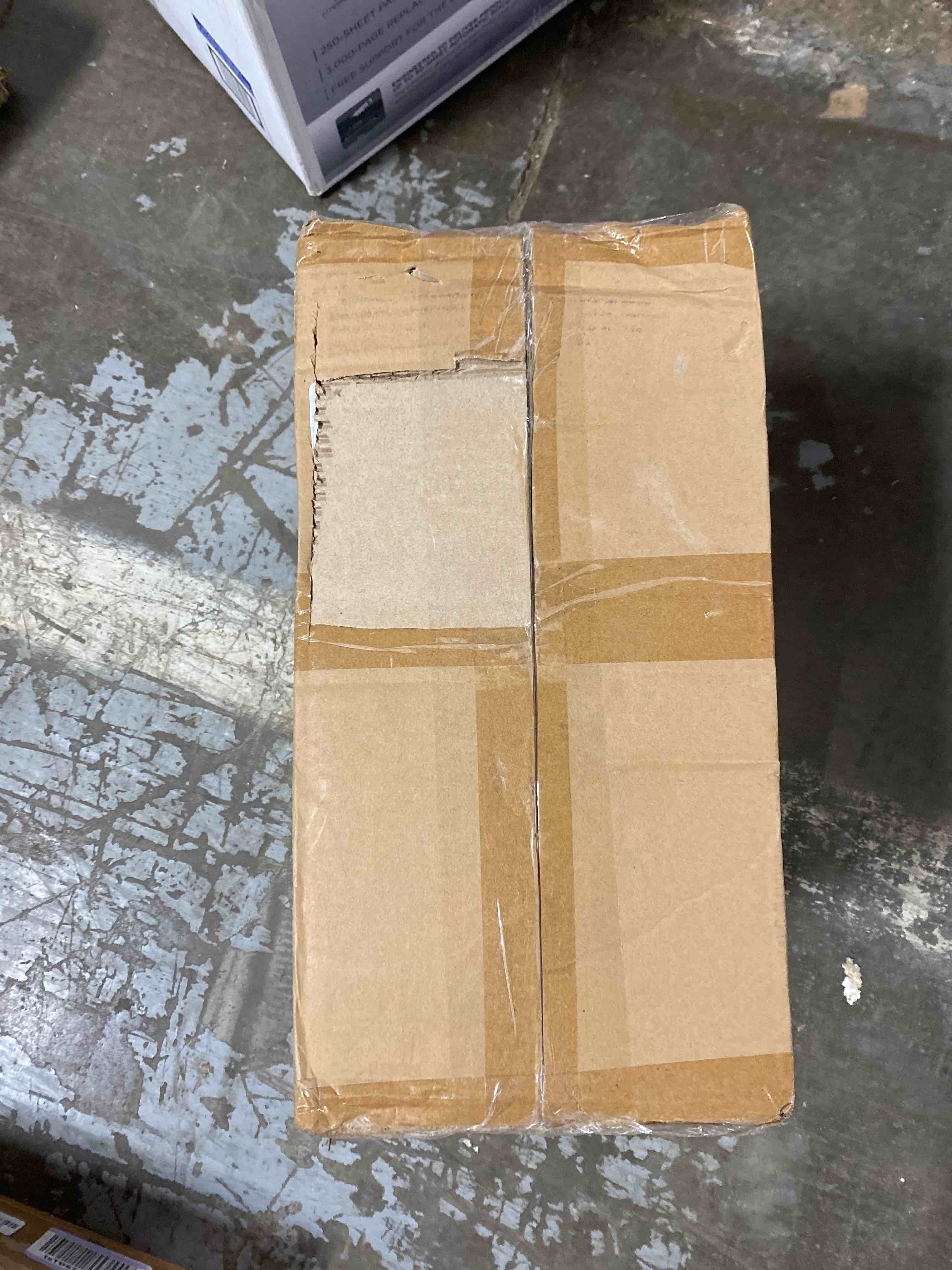 https://s3.amazonaws.com/lotting-images-prod/phillipi/GRY3083485_1662048850507.jpeg