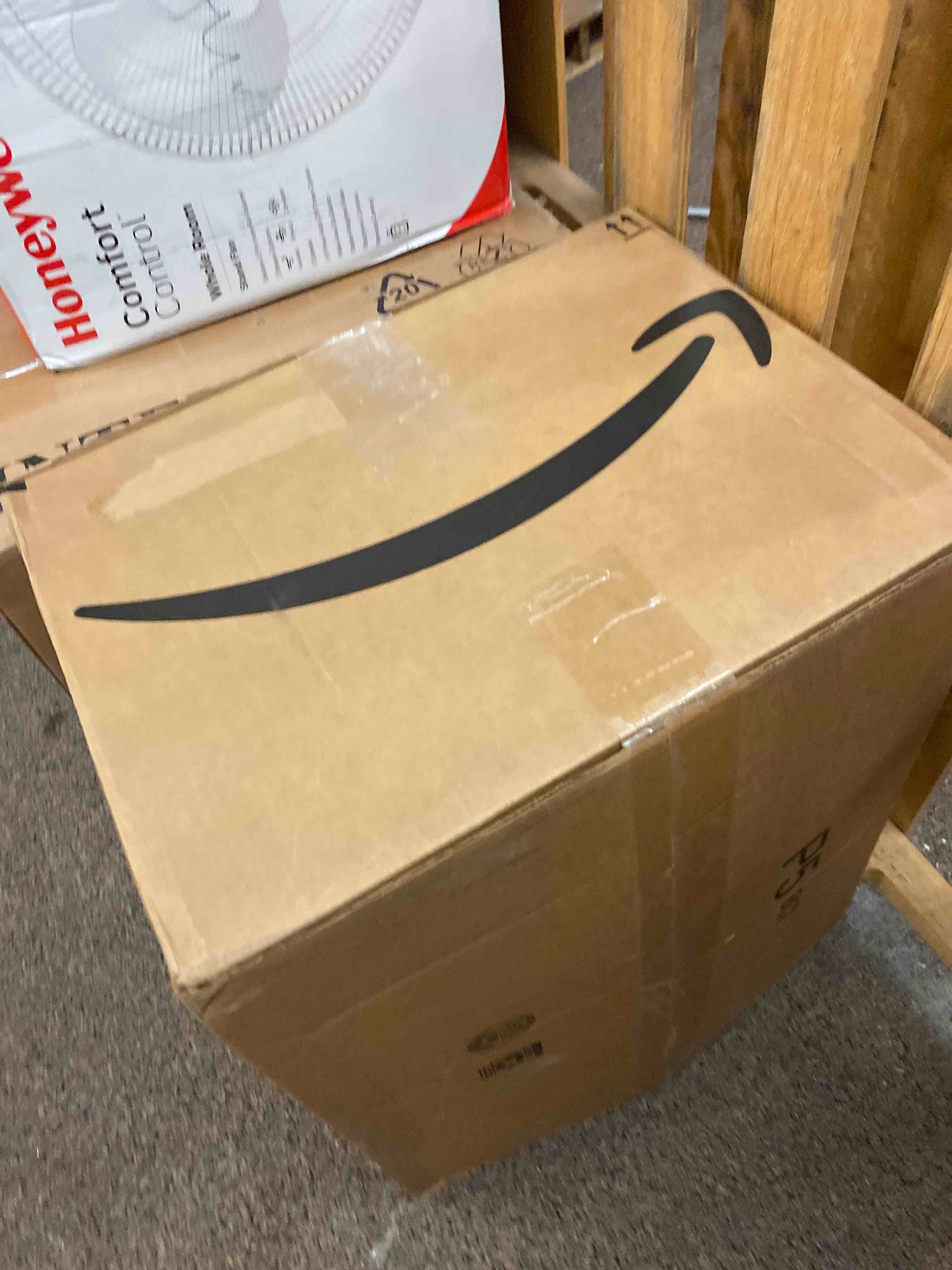 https://s3.amazonaws.com/lotting-images-prod/phillipi/GRY3092294_1657116022459.jpeg