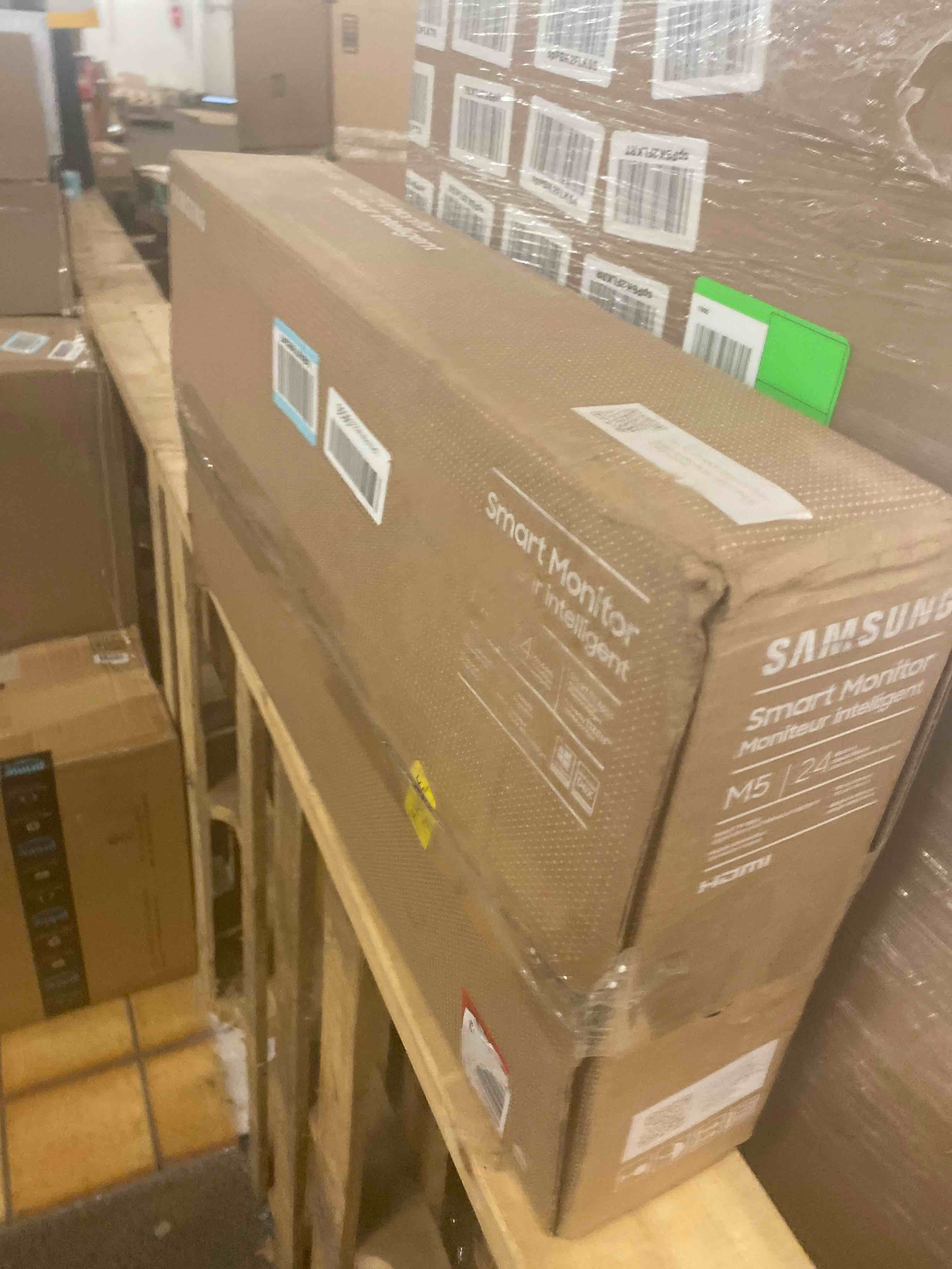 https://s3.amazonaws.com/lotting-images-prod/phillipi/GRY3092335_1657109486085.jpeg