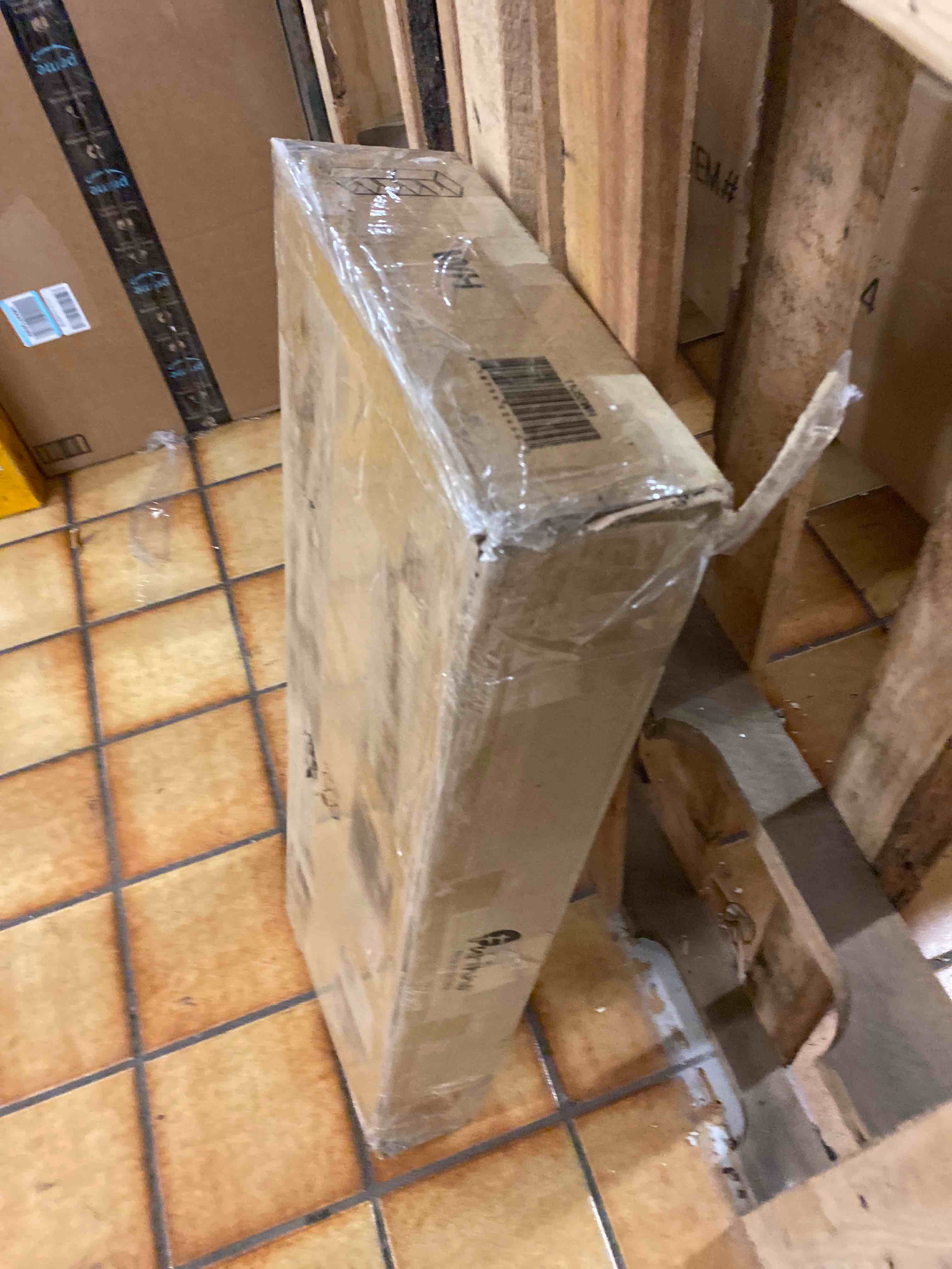 https://s3.amazonaws.com/lotting-images-prod/phillipi/GRY3092363_1657059157278.jpeg
