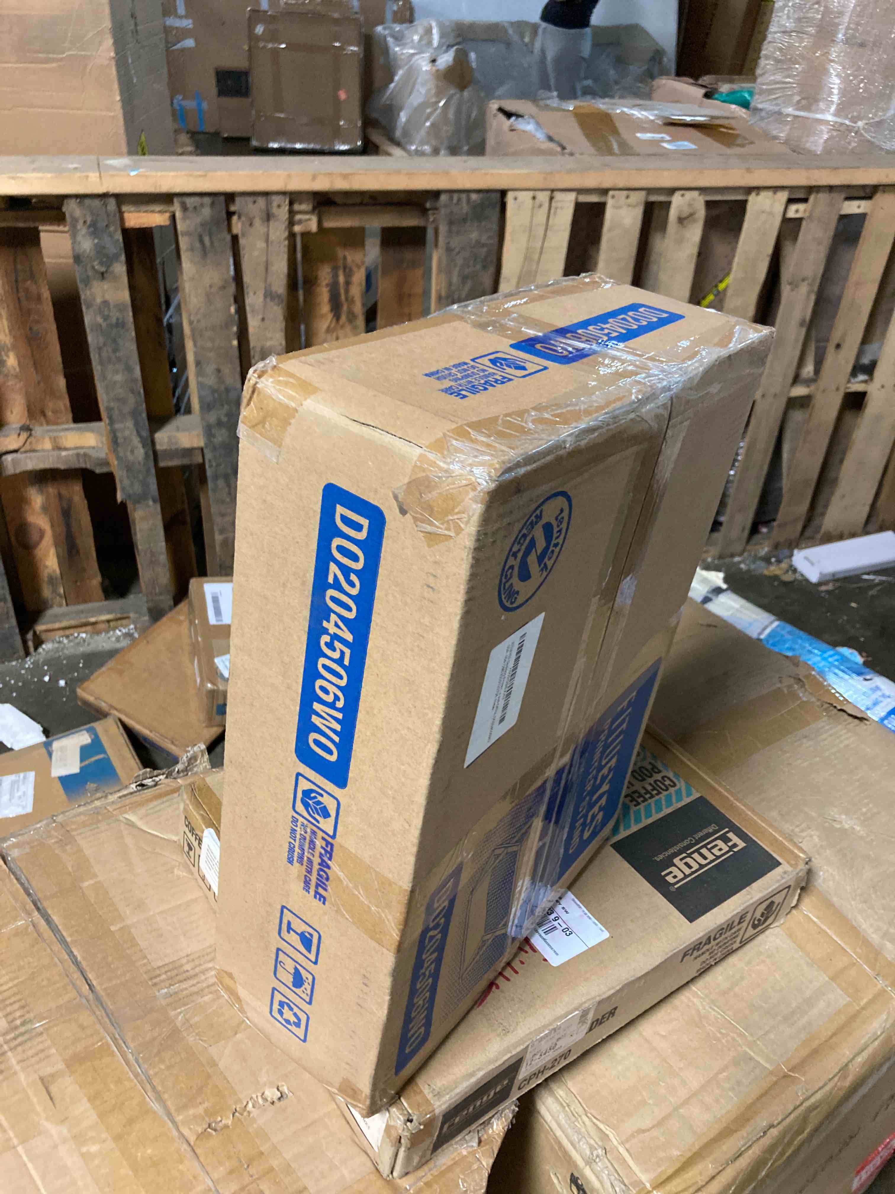 https://s3.amazonaws.com/lotting-images-prod/phillipi/GRY3101096_1687276259363.jpeg