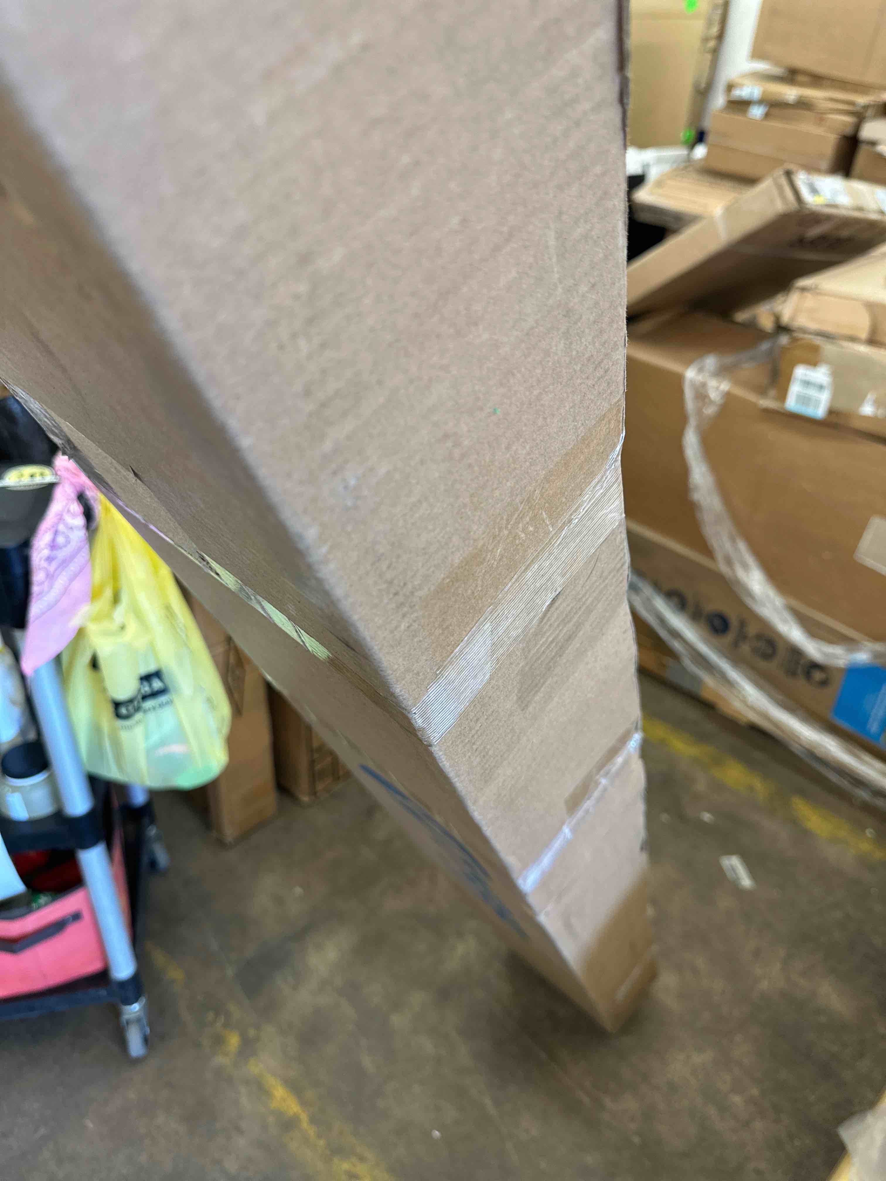 https://s3.amazonaws.com/lotting-images-prod/phillipi/GRY3106191_1686233598890.jpeg