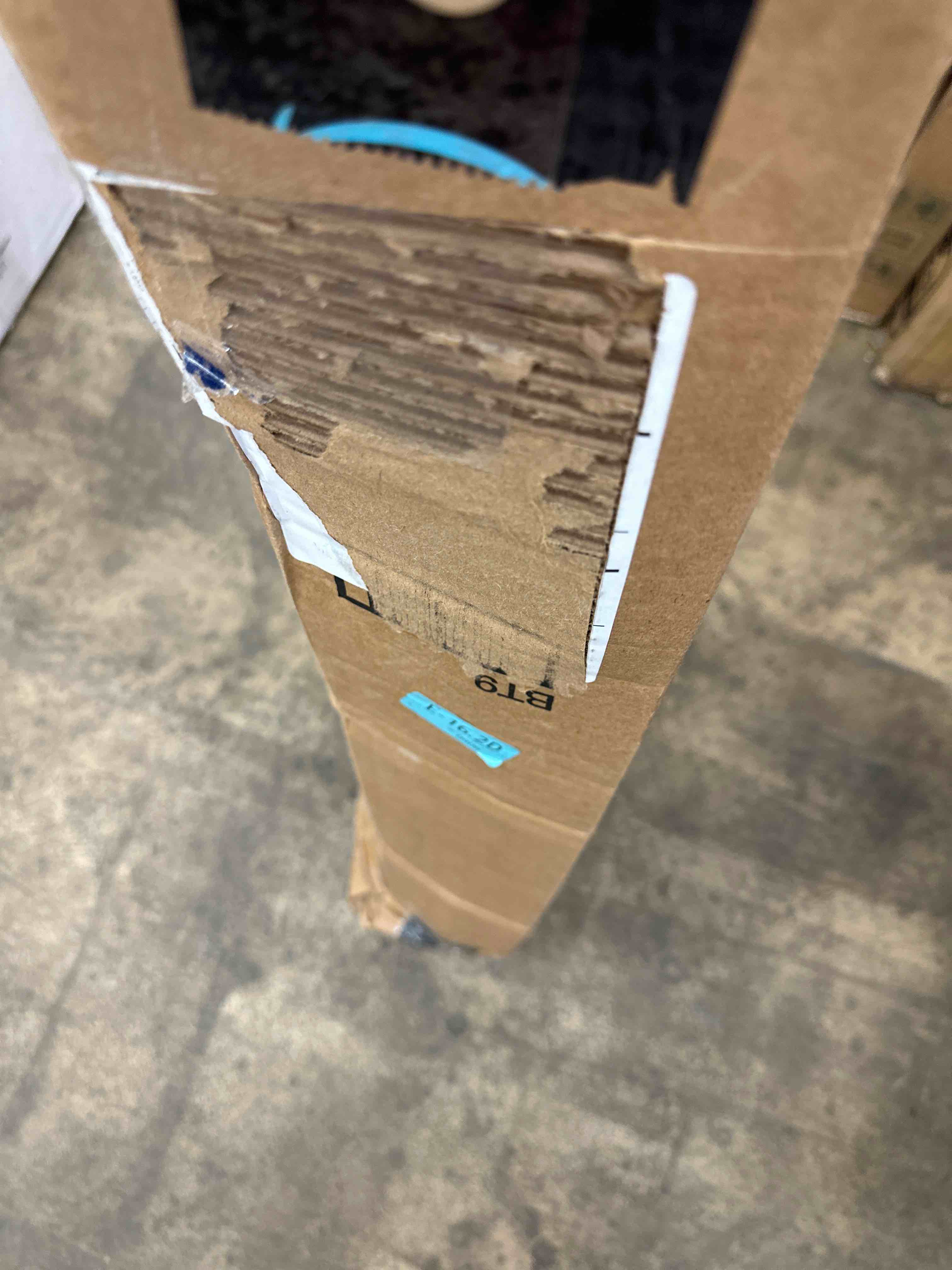 https://s3.amazonaws.com/lotting-images-prod/phillipi/GRY3106214_1686236996695.jpeg