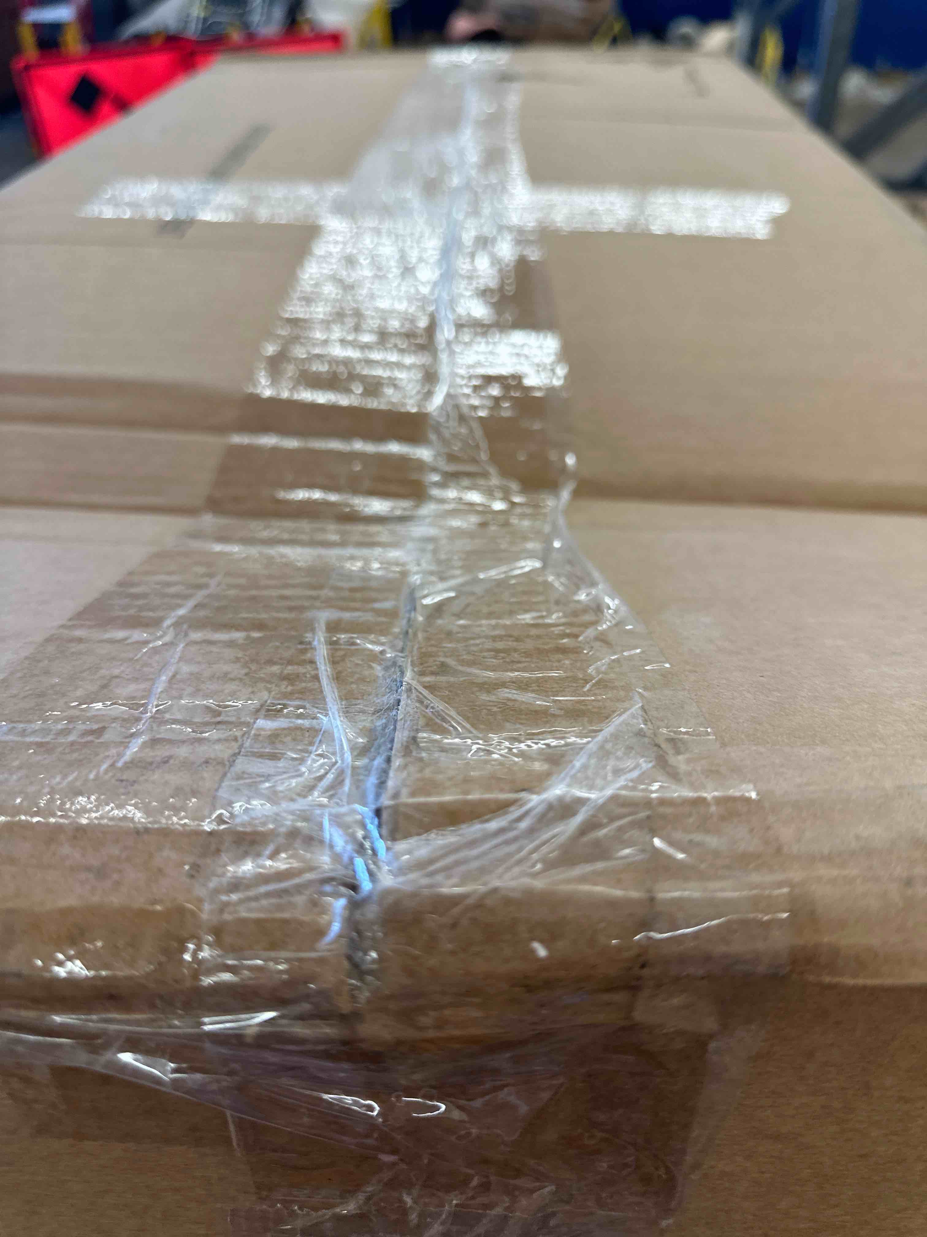 https://s3.amazonaws.com/lotting-images-prod/phillipi/GRY3106259_1686243682896.jpeg