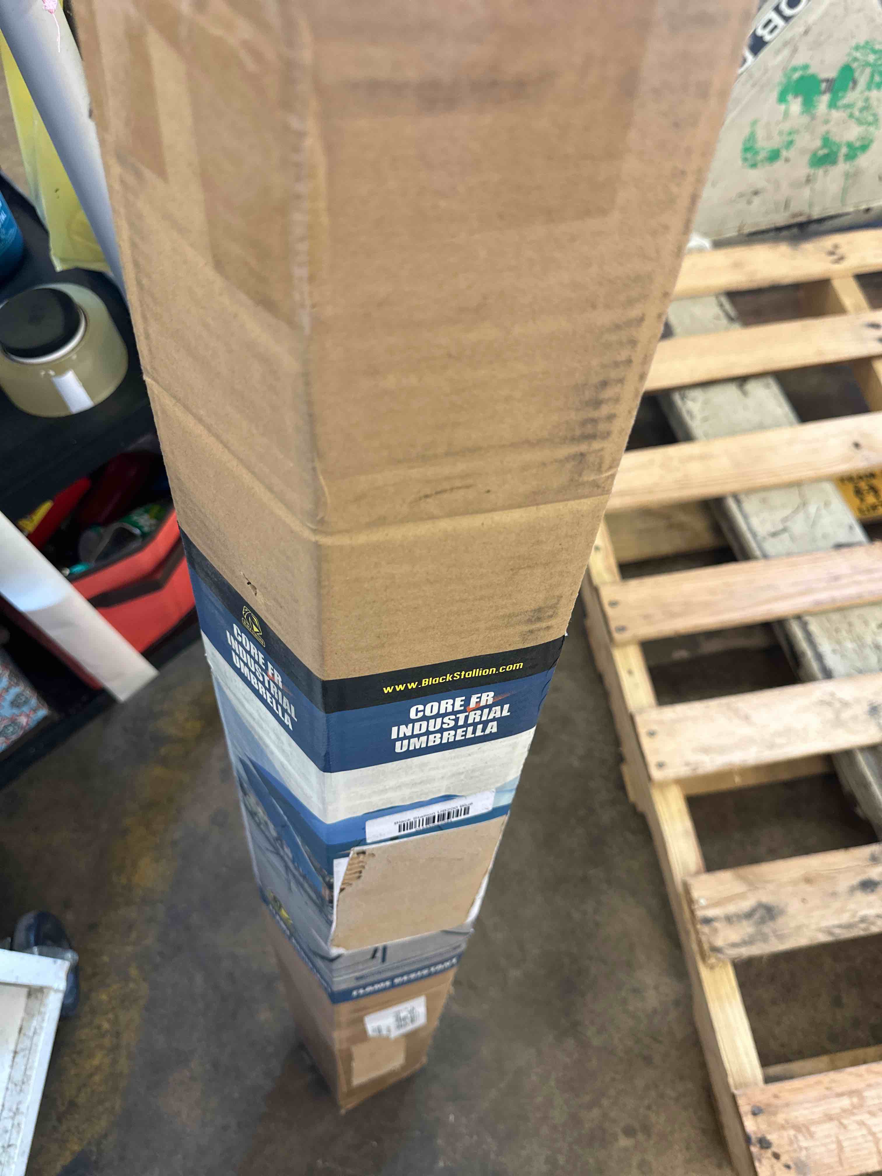 https://s3.amazonaws.com/lotting-images-prod/phillipi/GRY3106280_1686245511674.jpeg