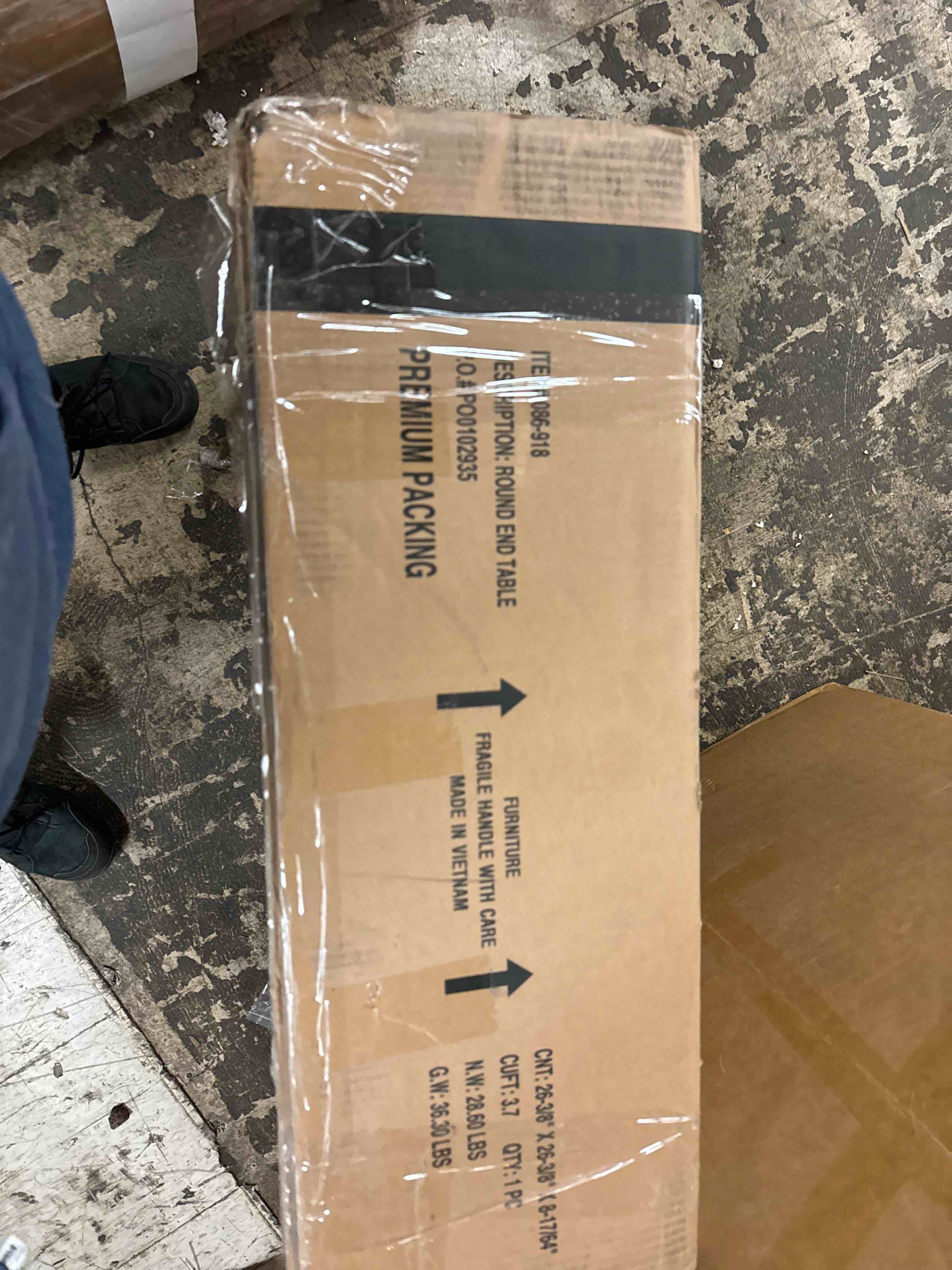 https://s3.amazonaws.com/lotting-images-prod/phillipi/Hammary_1777581035686.jpeg