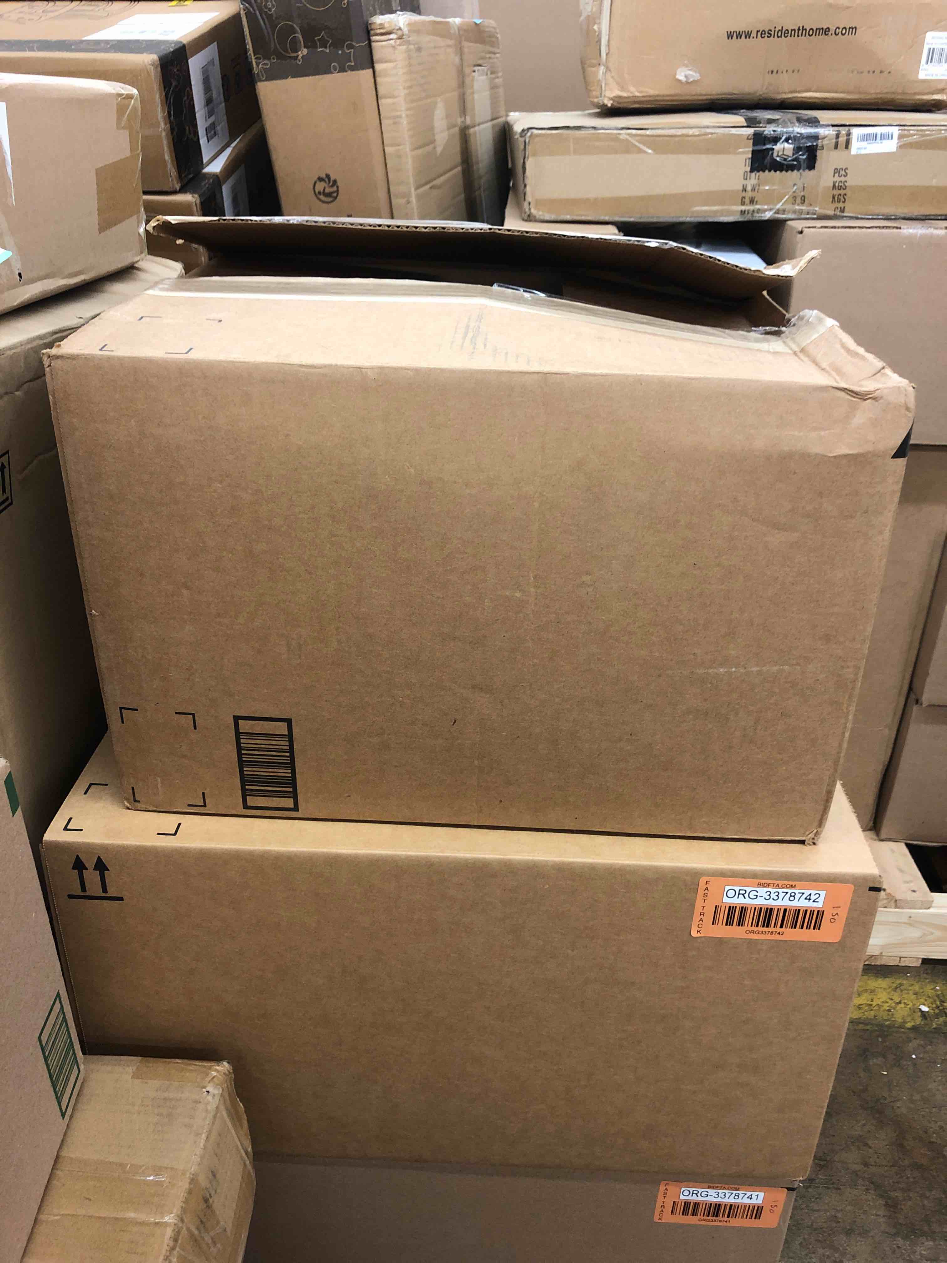 https://s3.amazonaws.com/lotting-images-prod/phillipi/ORG3378743_1676586391300.jpeg