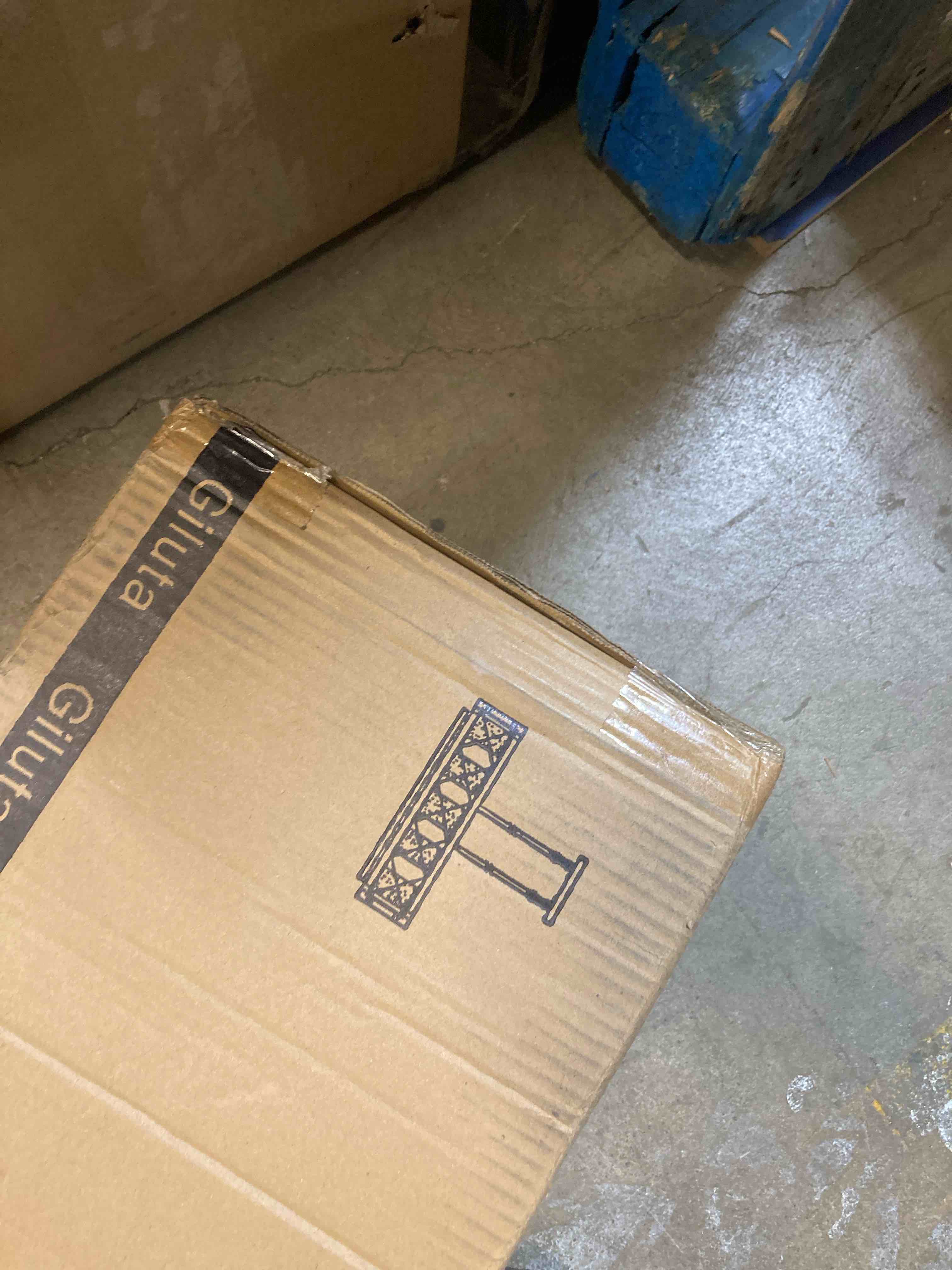 https://s3.amazonaws.com/lotting-images-prod/phillipi/ORG3766749_1734039762005.jpeg
