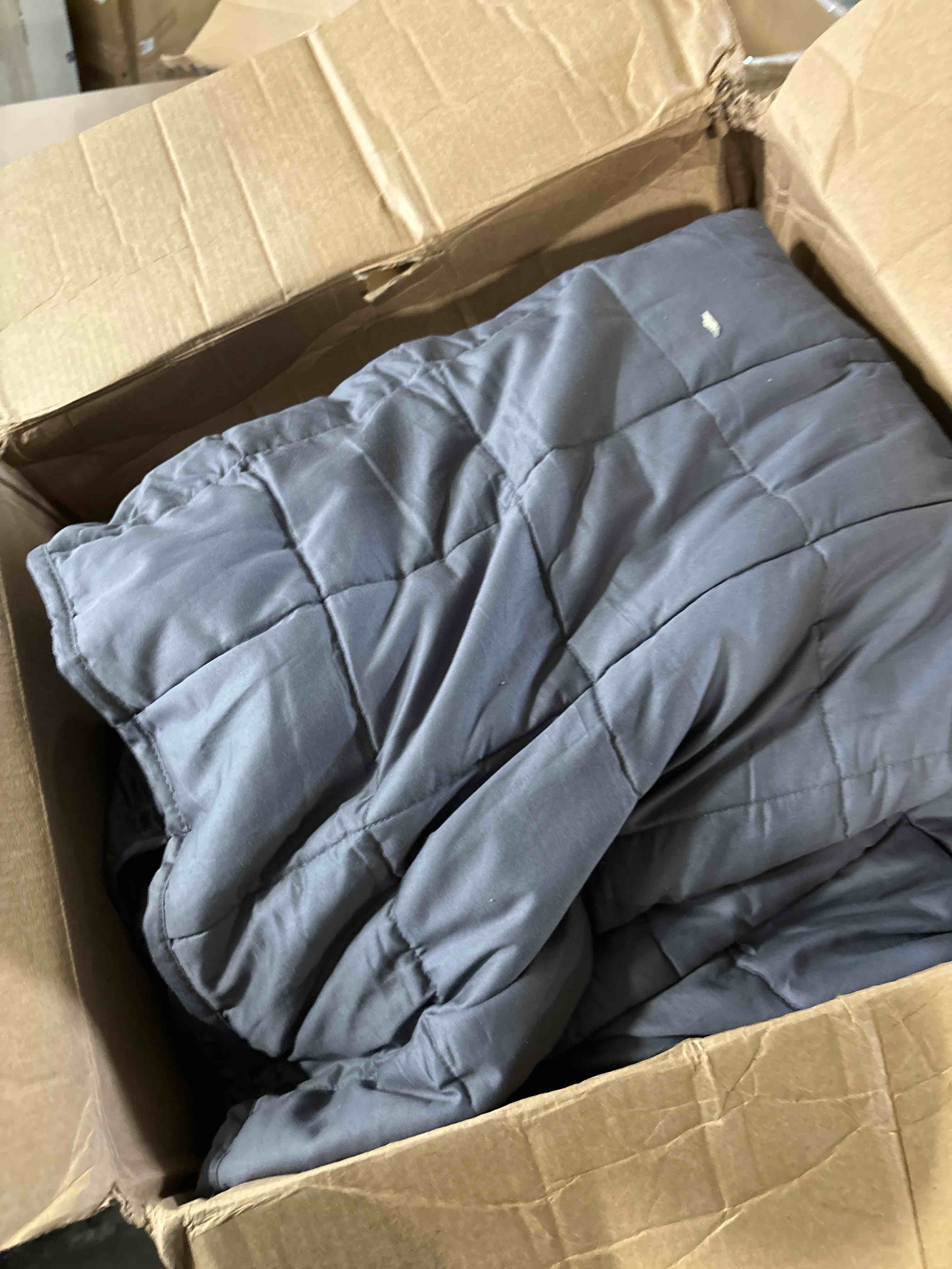 https://s3.amazonaws.com/lotting-images-prod/phillipi/ORG3766951_1726074480965.jpeg