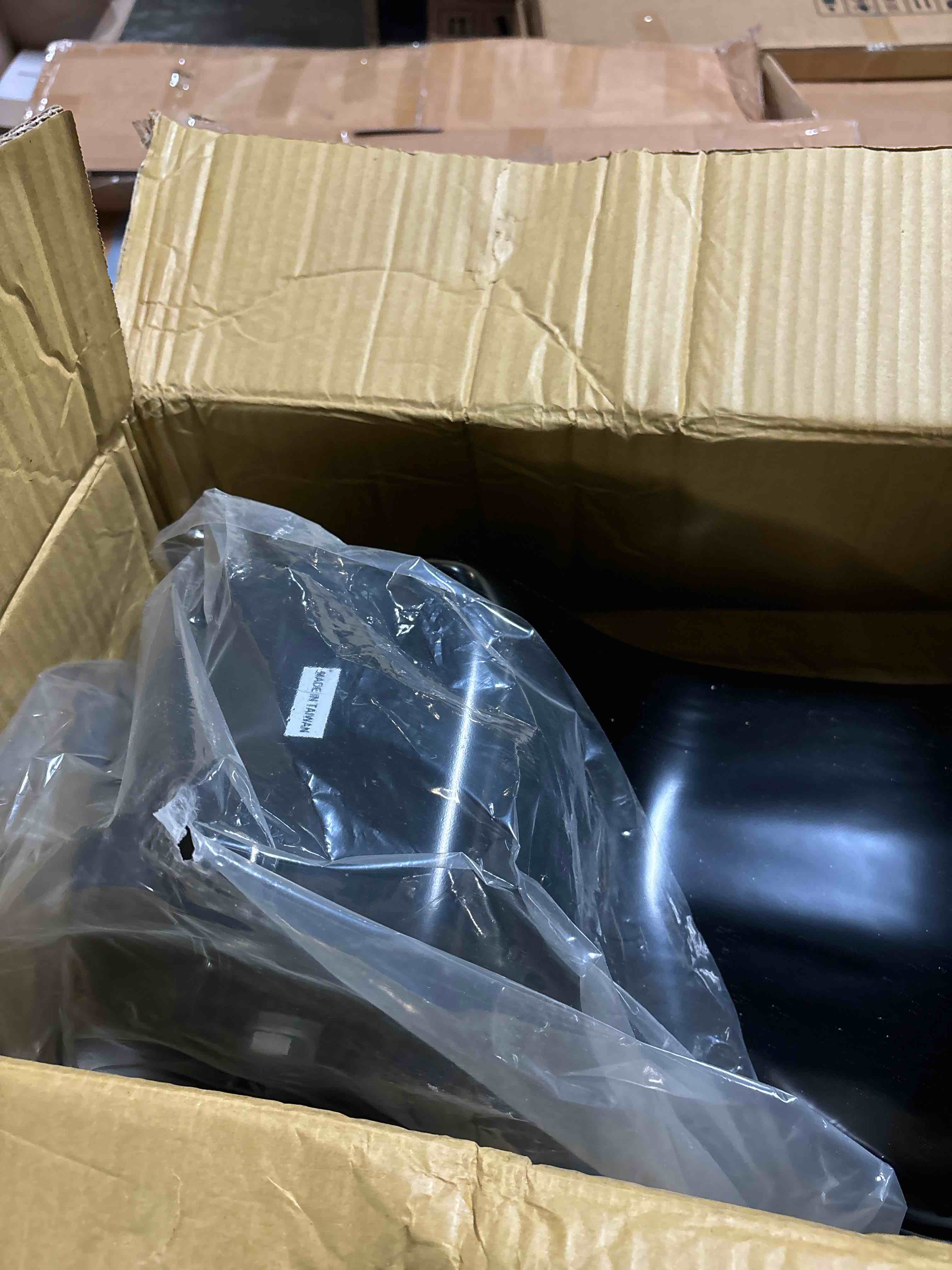 https://s3.amazonaws.com/lotting-images-prod/phillipi/ORG3767029_1726000069654.jpeg