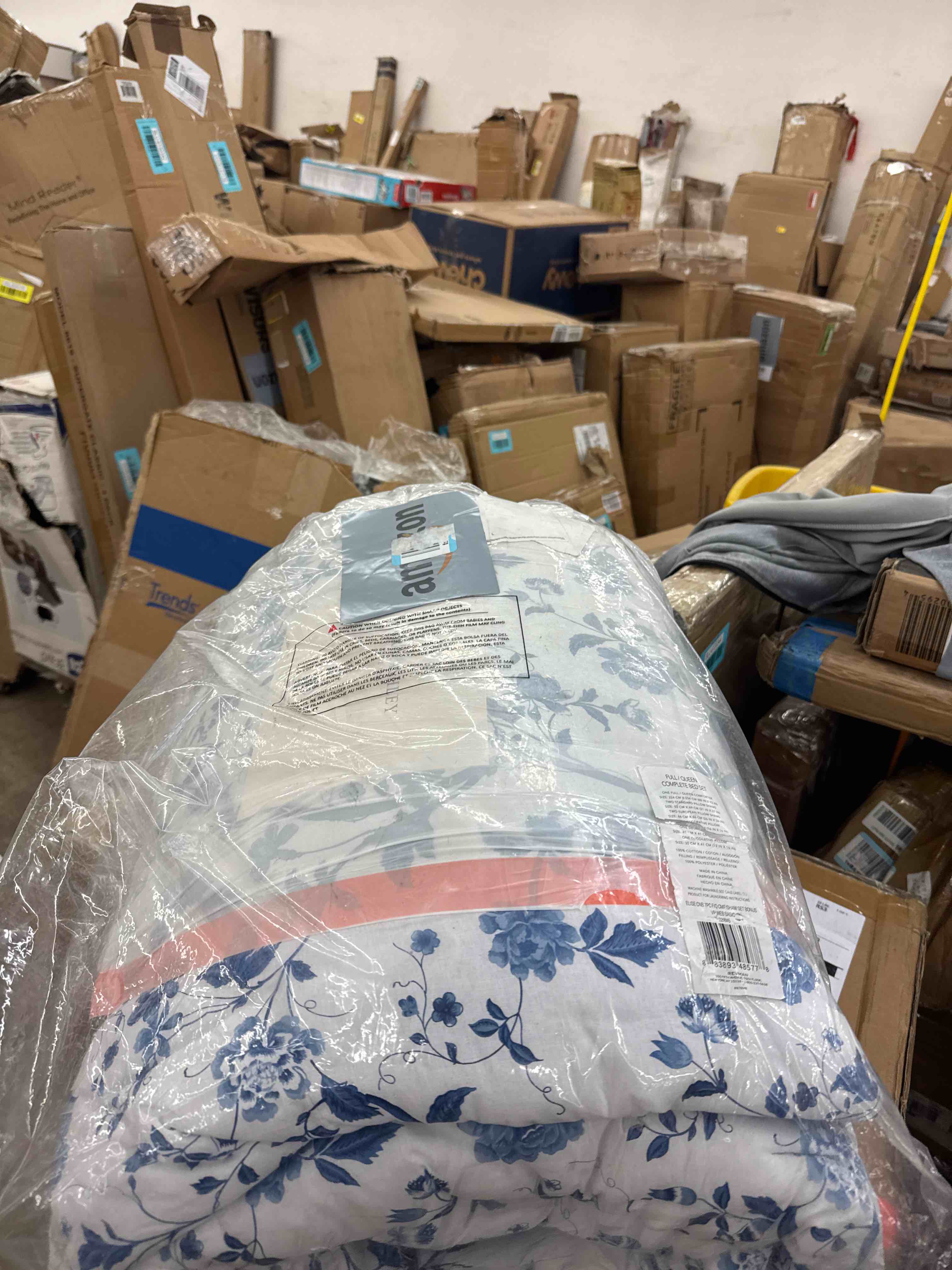 https://s3.amazonaws.com/lotting-images-prod/phillipi/ORG3768682_1729001910975.jpeg