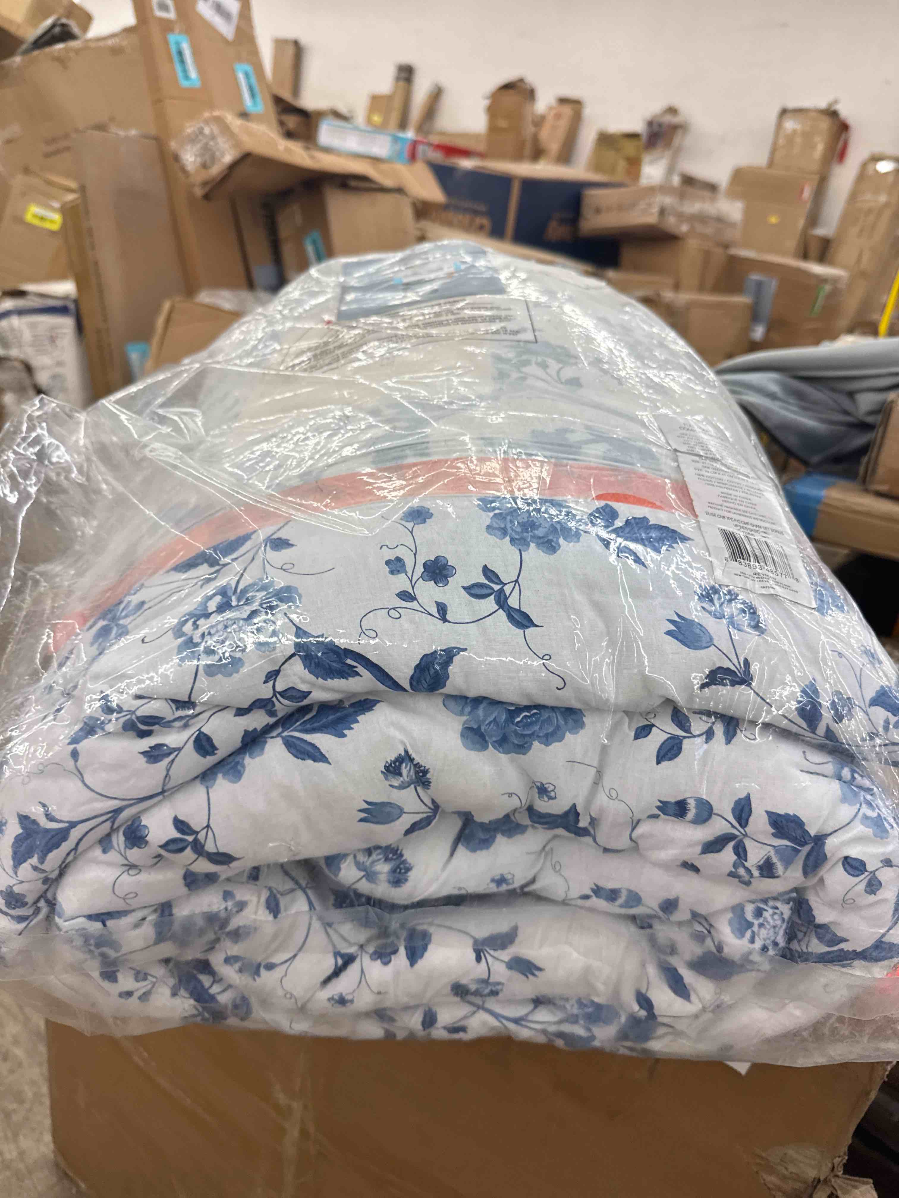 https://s3.amazonaws.com/lotting-images-prod/phillipi/ORG3768682_1729001912060.jpeg