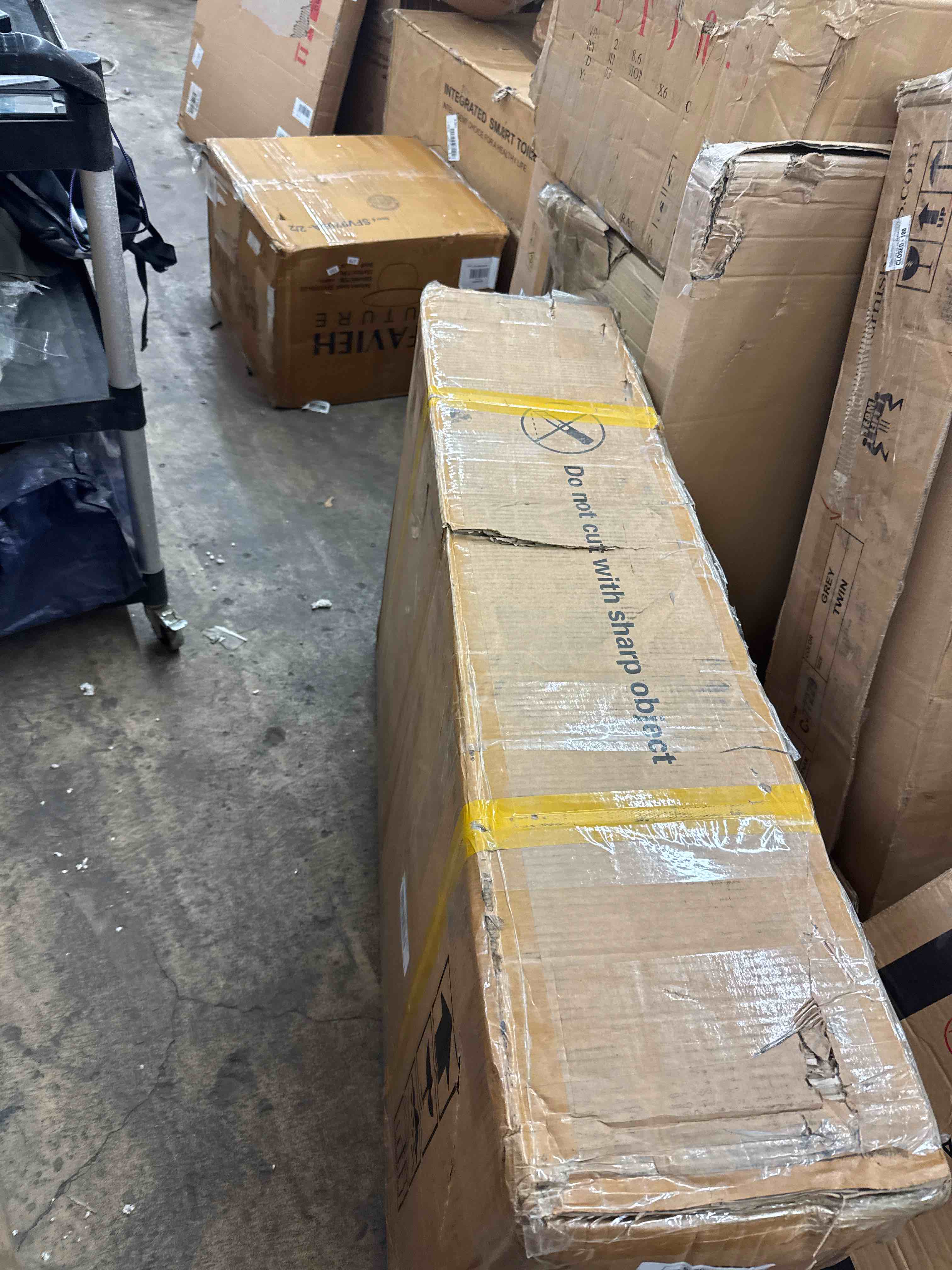 https://s3.amazonaws.com/lotting-images-prod/phillipi/ORG3768763_1729192490379.jpeg