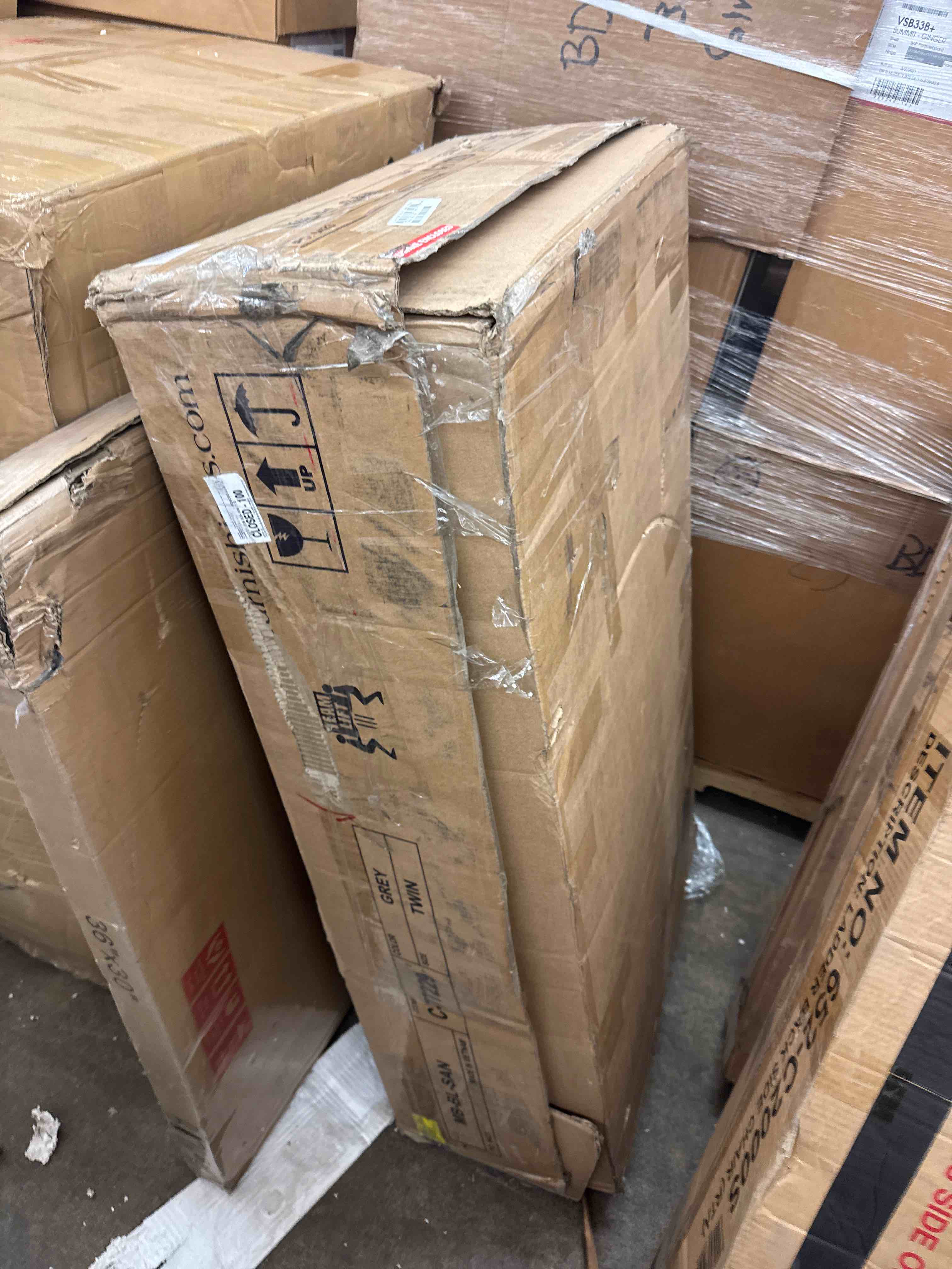 https://s3.amazonaws.com/lotting-images-prod/phillipi/ORG3768766_1729193550050.jpeg