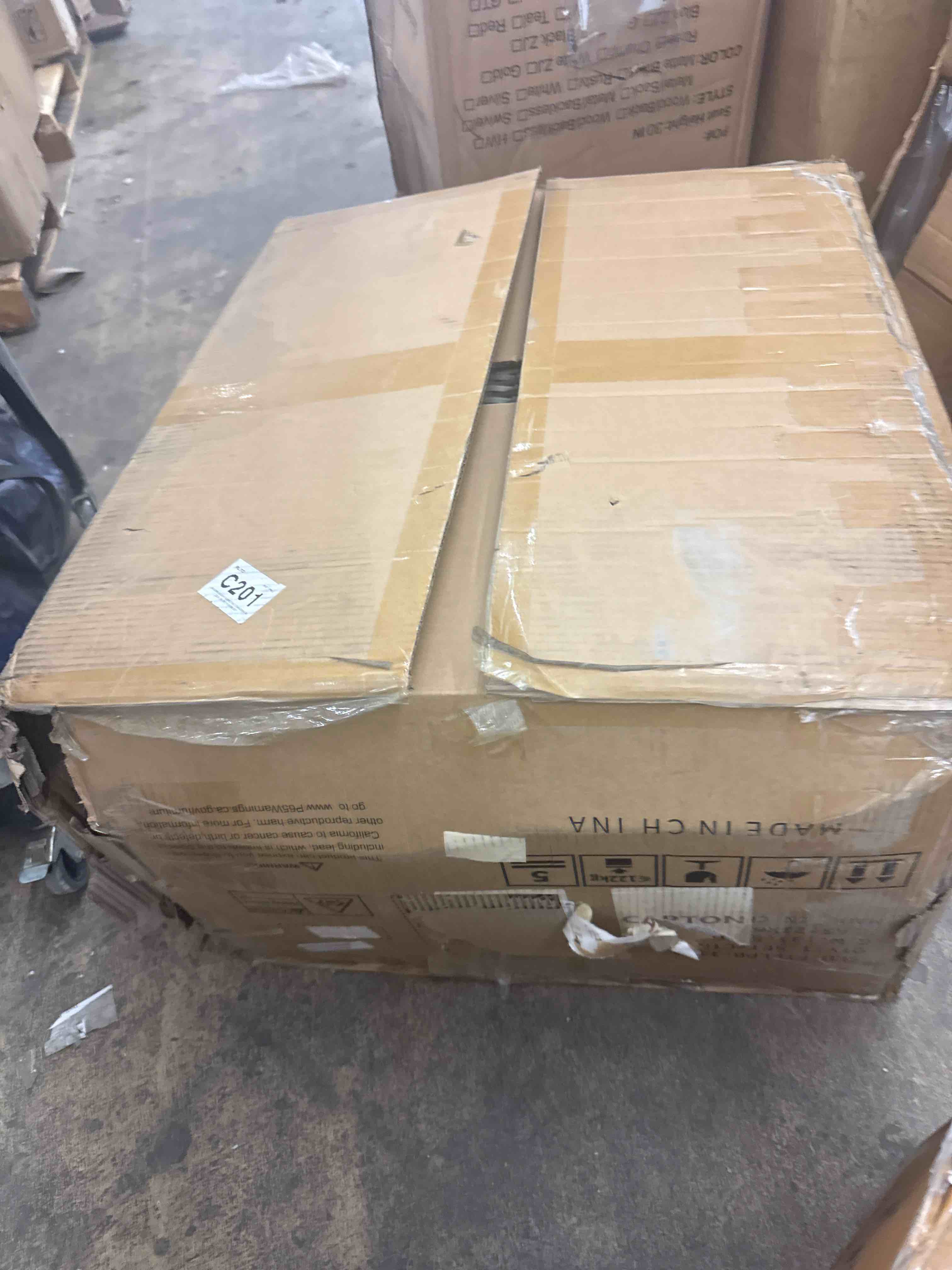https://s3.amazonaws.com/lotting-images-prod/phillipi/ORG3768774_1729257563336.jpeg
