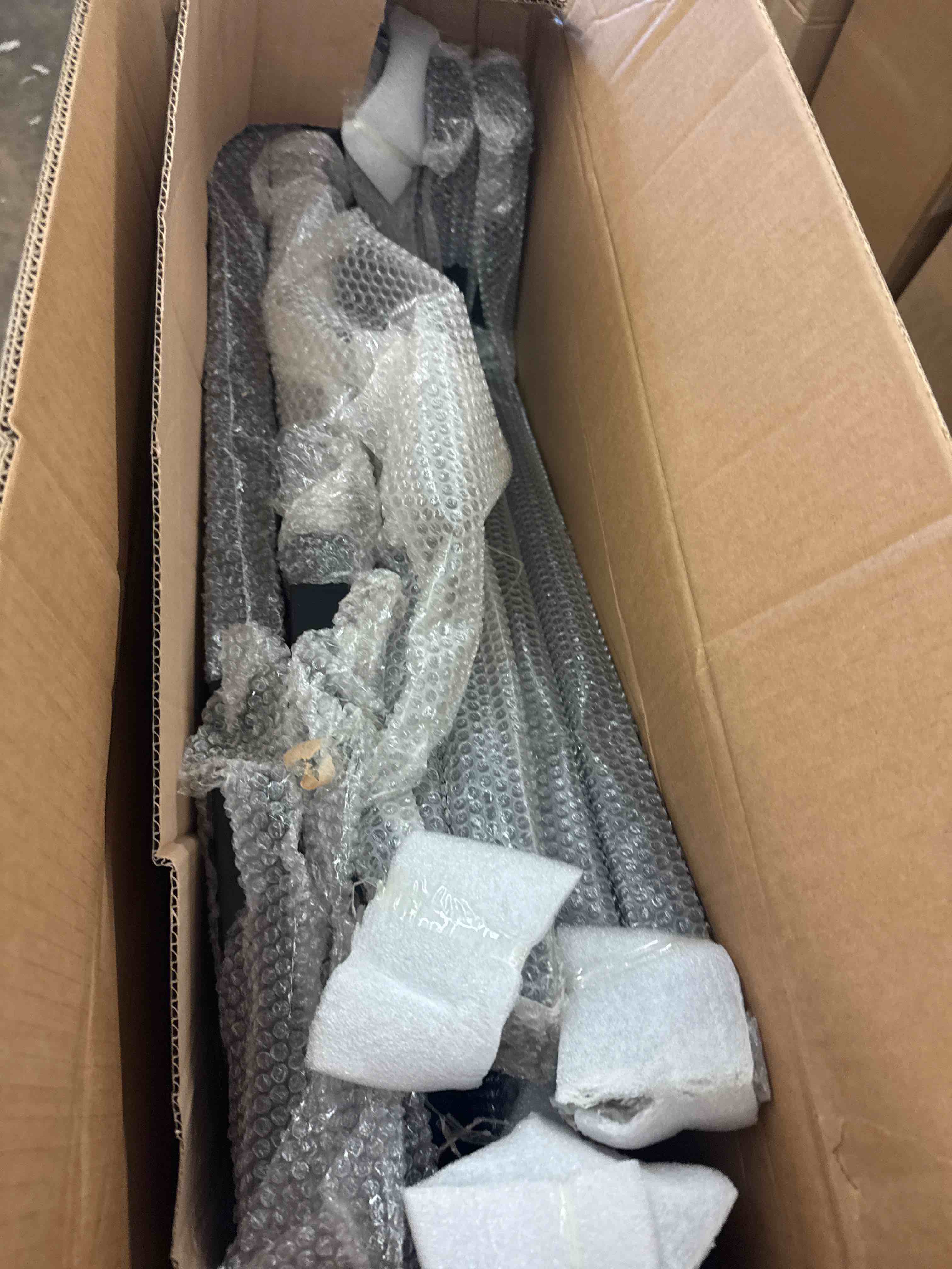 https://s3.amazonaws.com/lotting-images-prod/phillipi/ORG3768776_1729259009400.jpeg